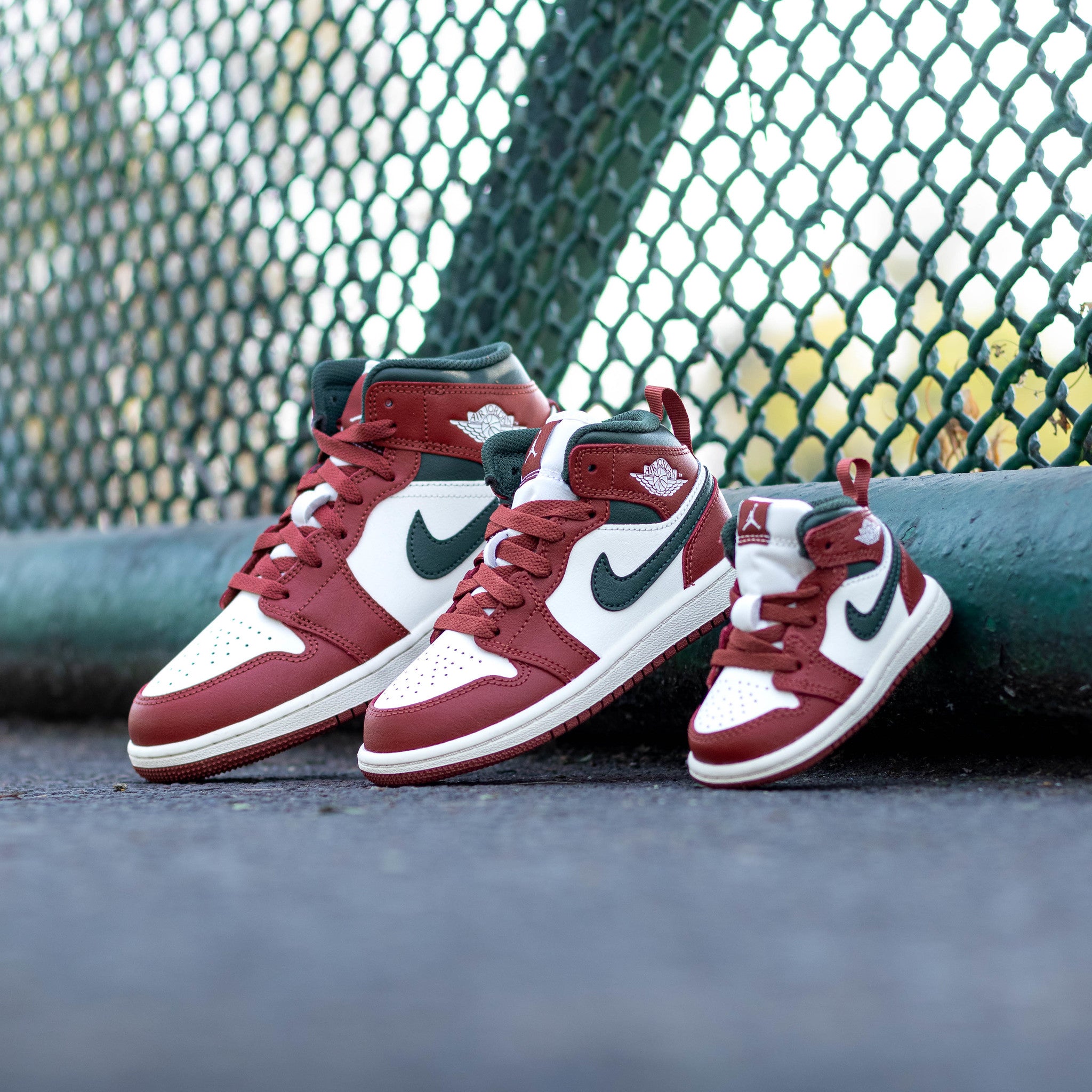 AIR JORDAN 1 MID BAROQUE RED SAIL GREEN GS