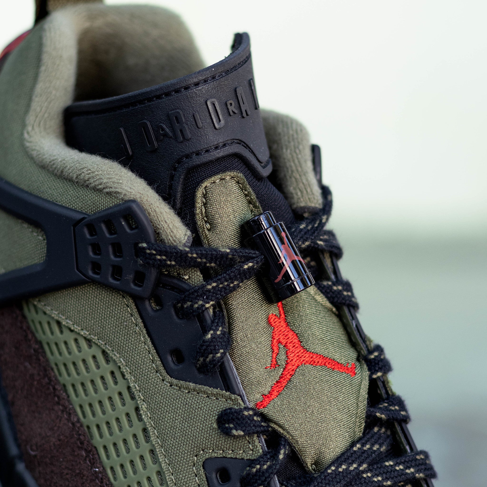 AIR JORDAN SPIZIKE LOW MEDIUM OLIVE