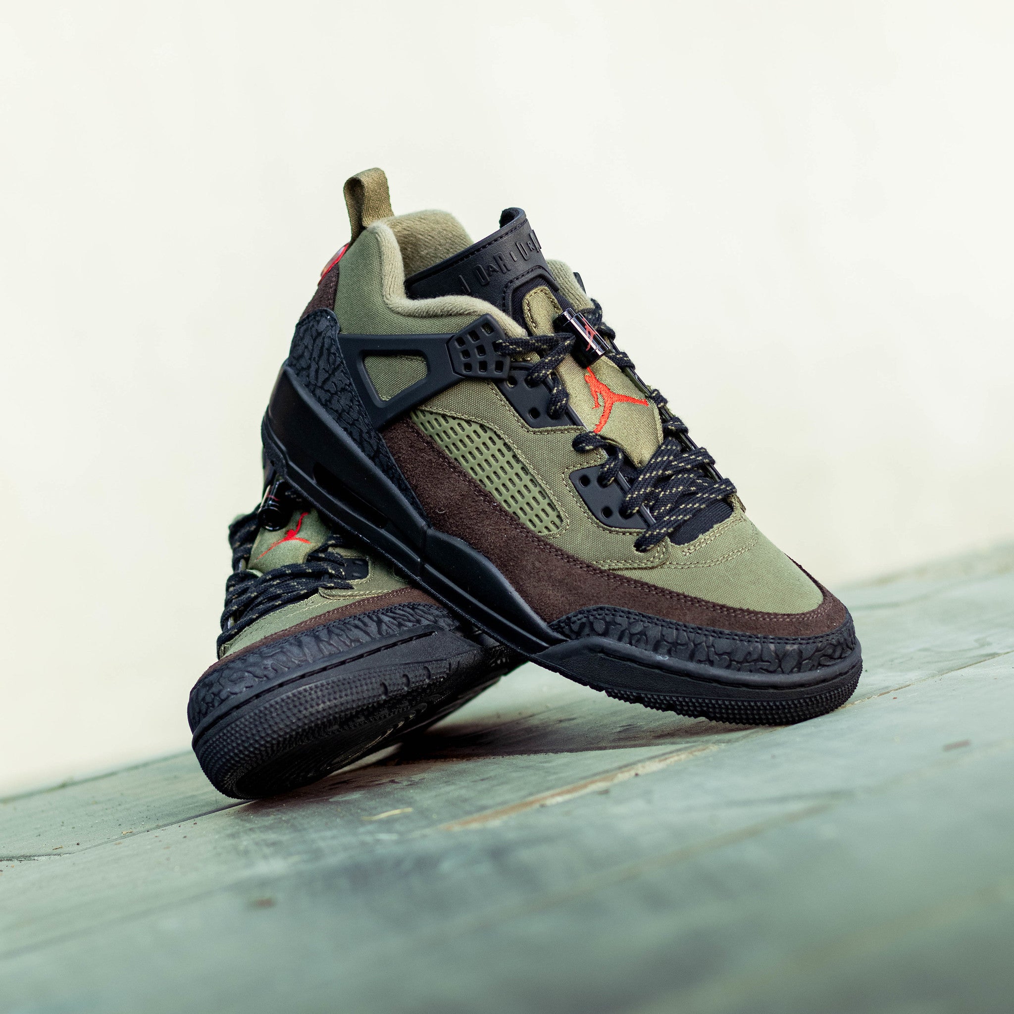 AIR JORDAN SPIZIKE LOW MEDIUM OLIVE