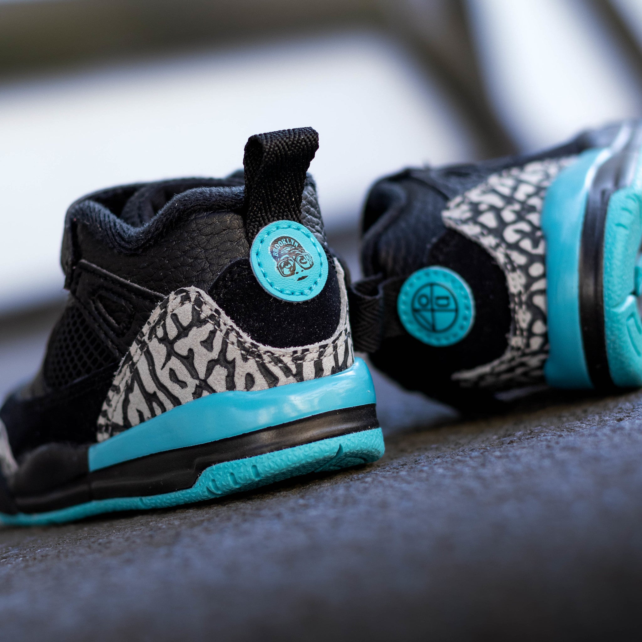 JORDAN SPIZIKE LOW BLACK GAMMA BLUE TD