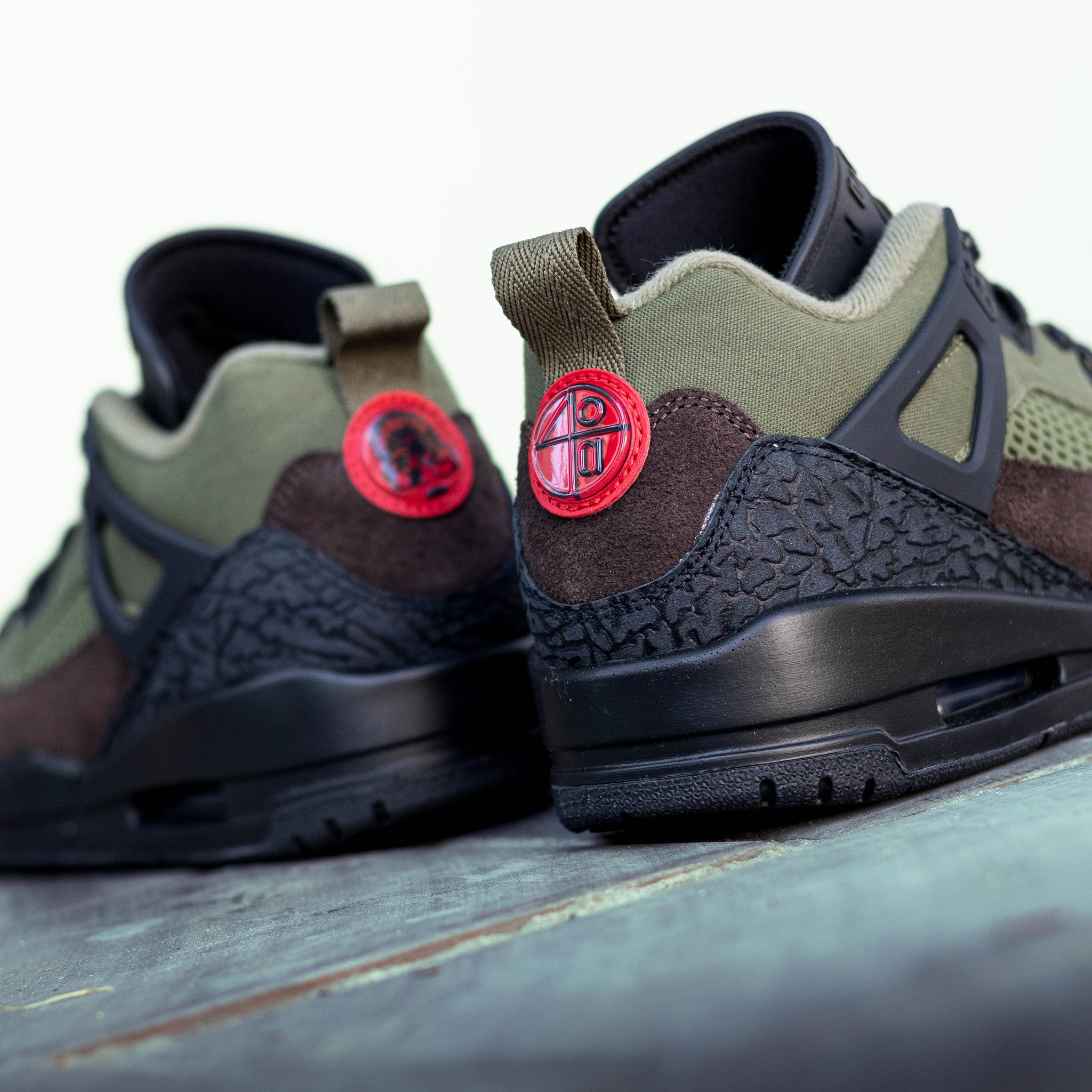 AIR JORDAN SPIZIKE LOW MEDIUM OLIVE