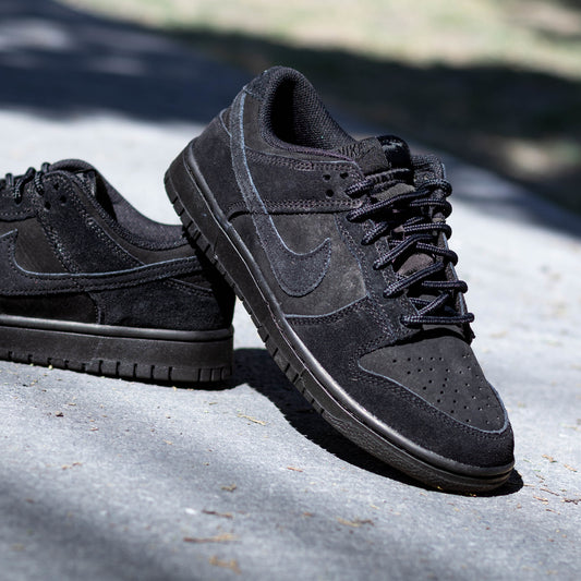 NIKE DUNK LOW TRIPLE BLACK SUEDE