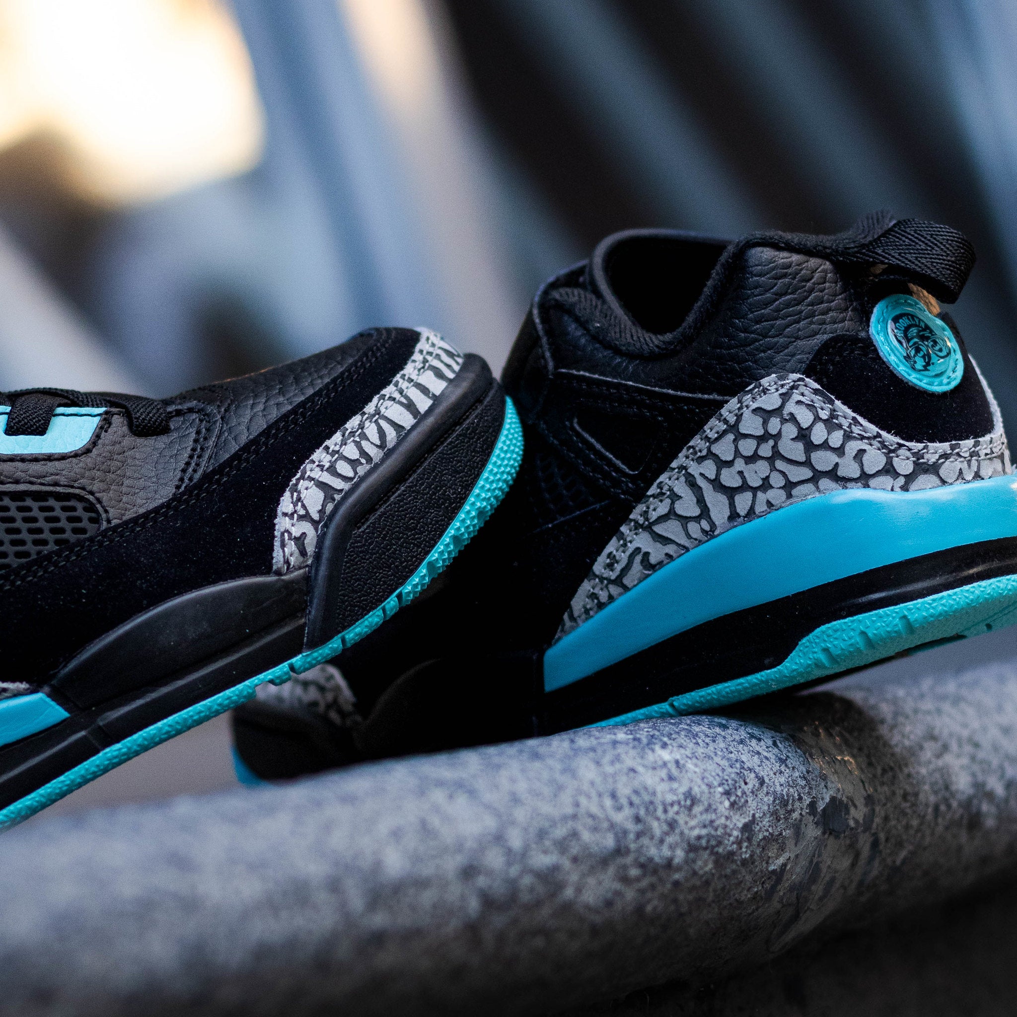 JORDAN SPIZIKE LOW BLACK GAMMA BLUE PS