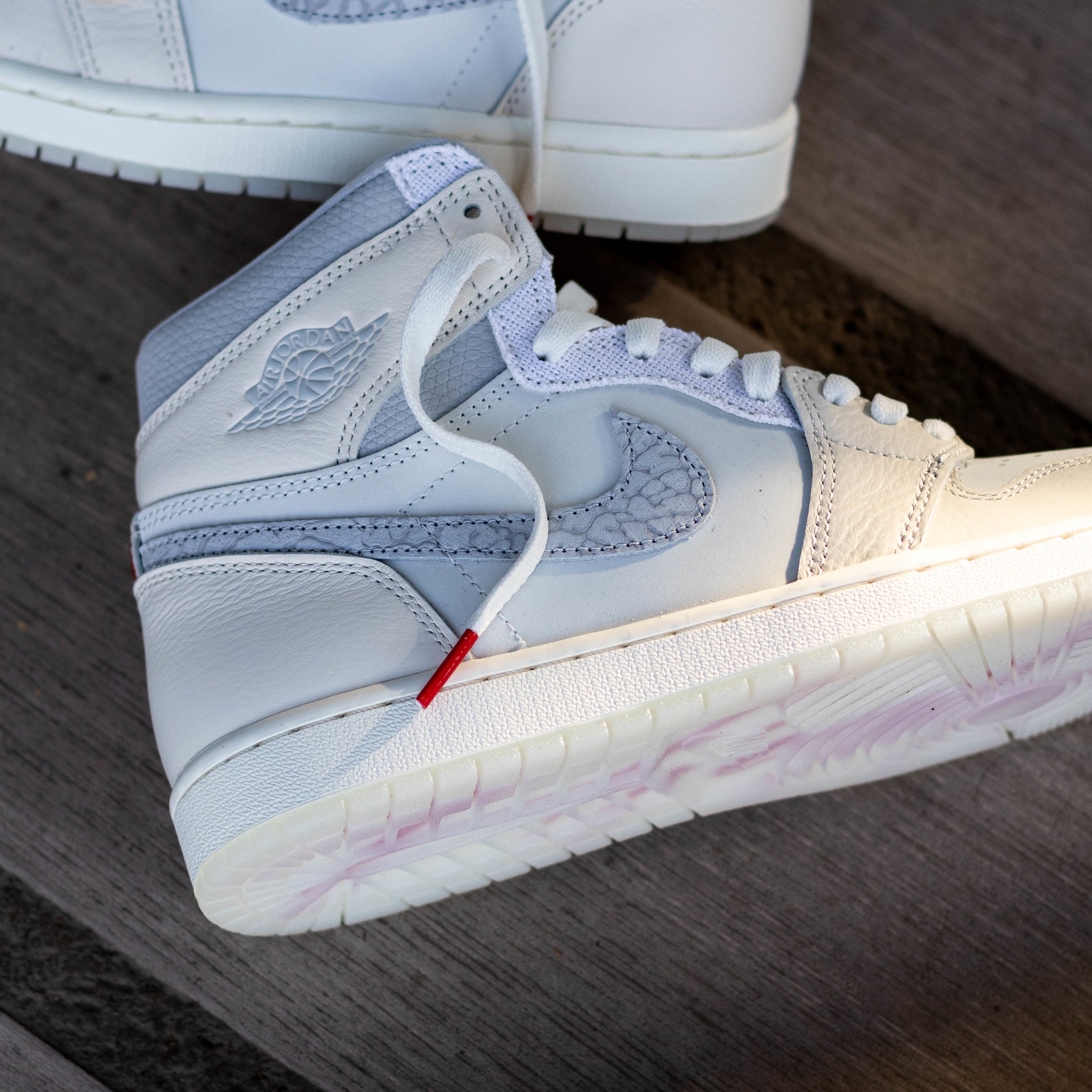 AIR JORDAN 1 HIGH ELEPHANT SWOOSH