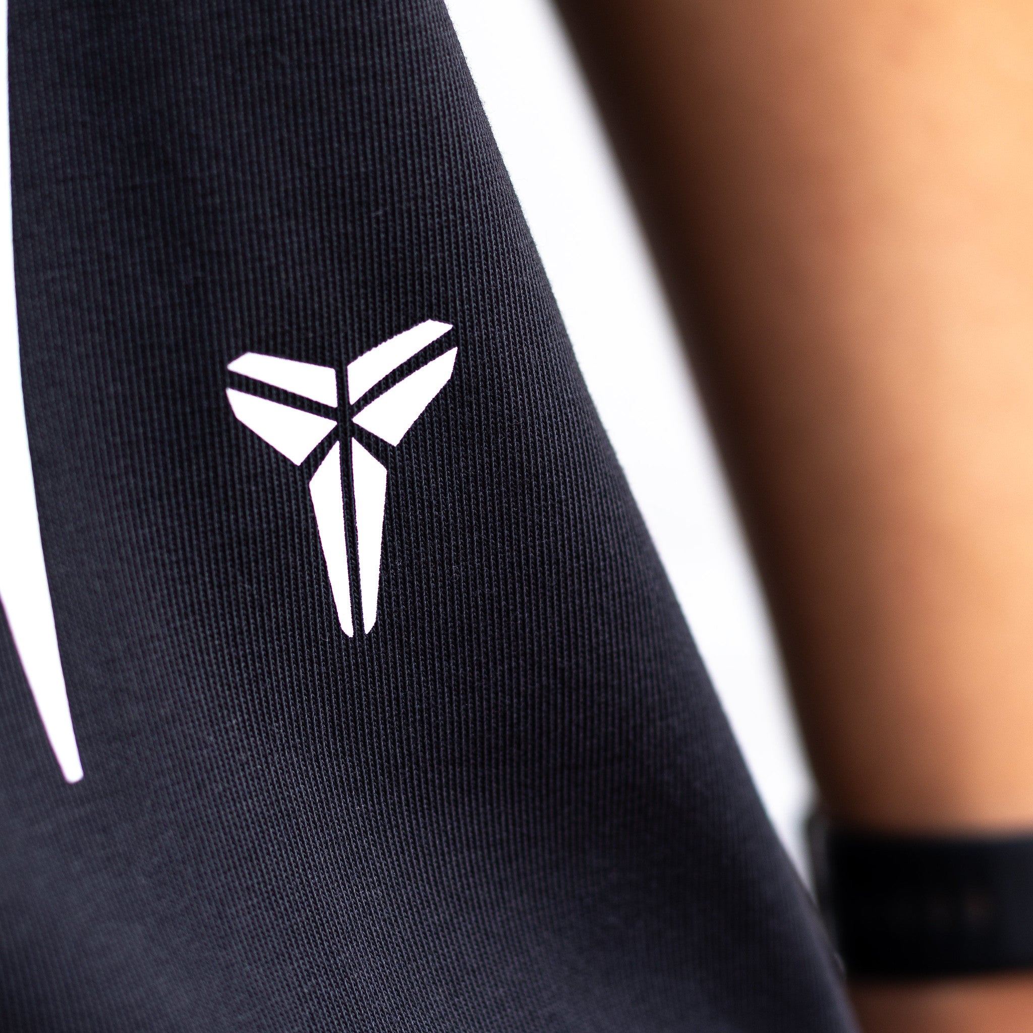 NIKE KOBE TEE BLACK ROM