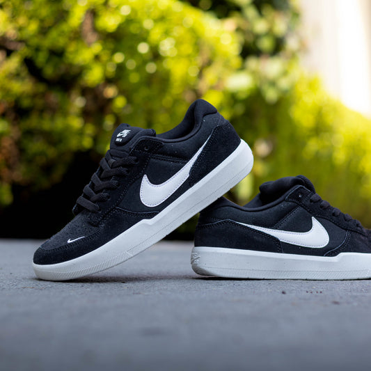 NIKE SB FORCE 58 BLACK WHITE