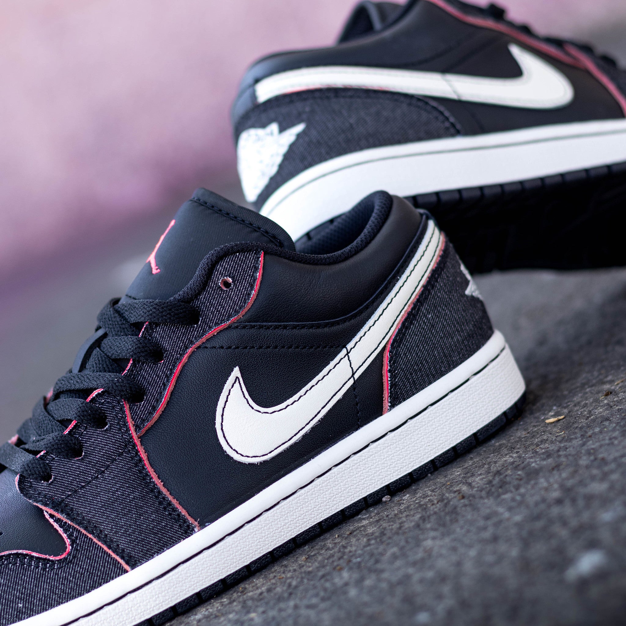 AIR JORDAN 1 LOW BLACK DENIM RACER PINK