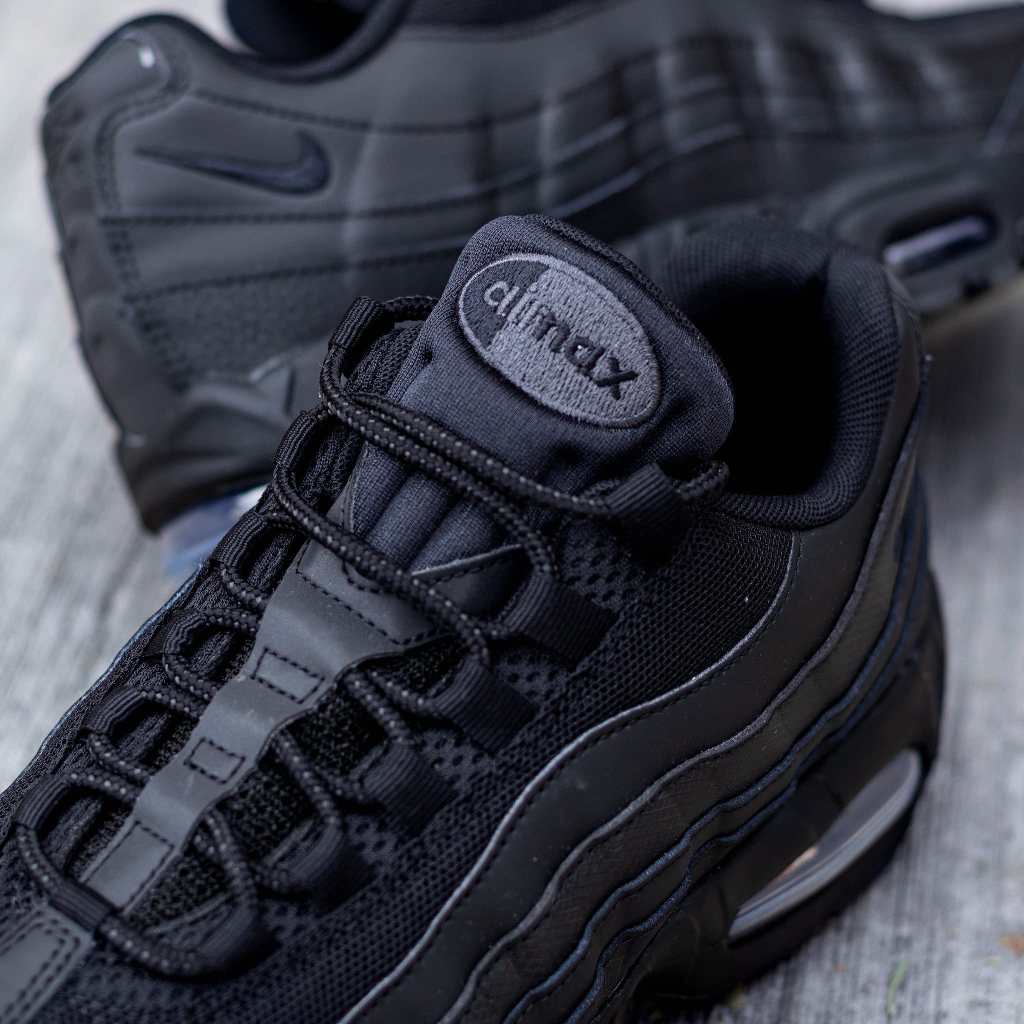 NIKE AIR MAX 95 BIG BUBBLE BLACK BLACK