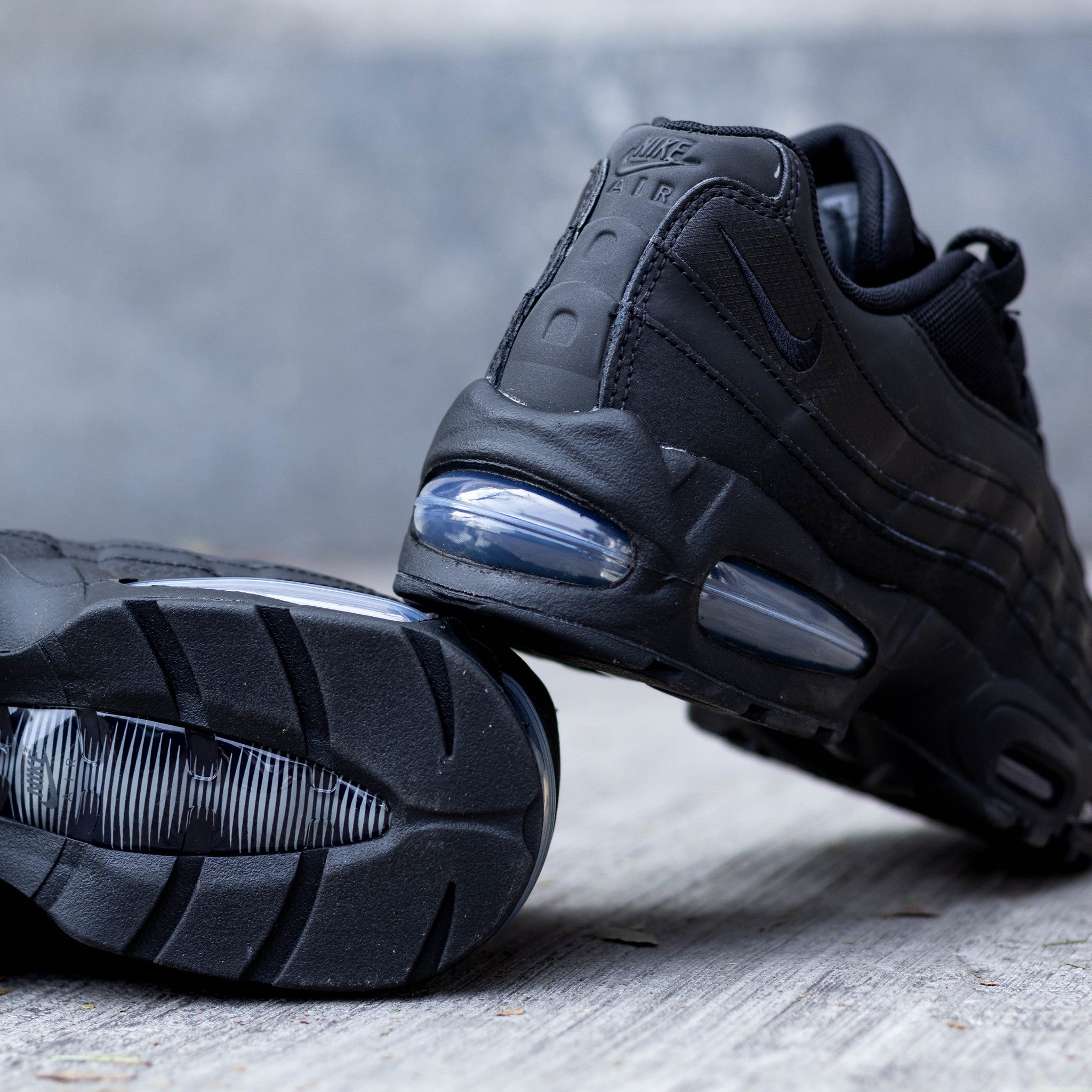 NIKE AIR MAX 95 BIG BUBBLE BLACK BLACK