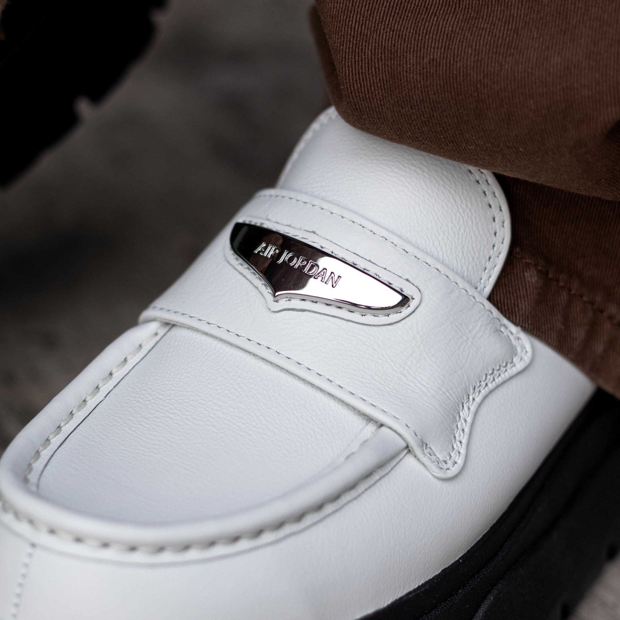 JORDAN MULE SUMMIT WHITE BLACK