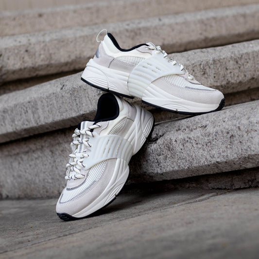 JORDAN TRUNNER O/S SAIL