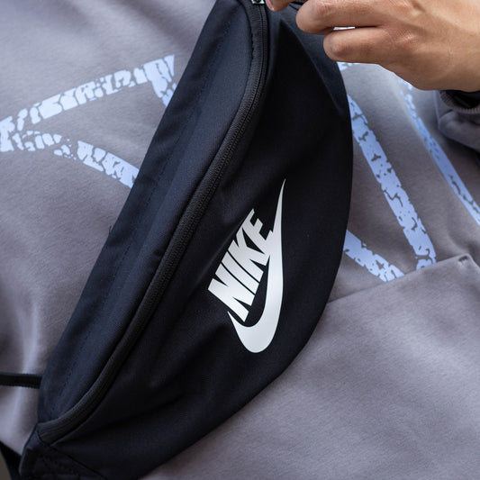 NIKE WAIST HERITAGE BLACK 3L