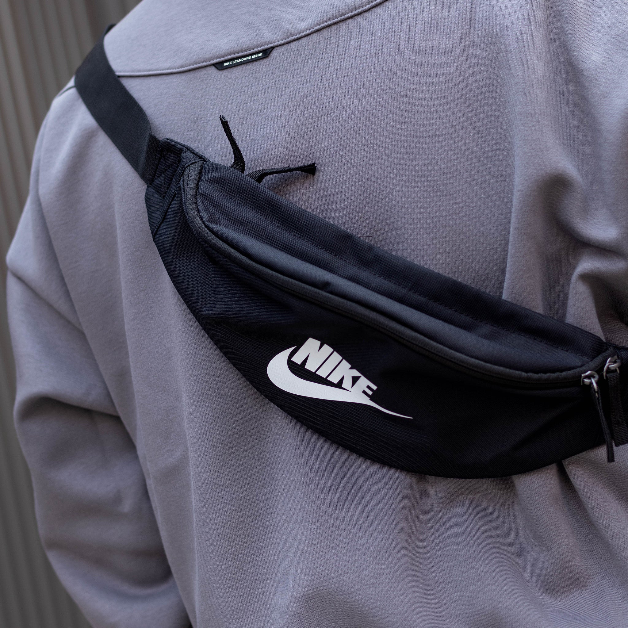 NIKE WAIST HERITAGE BLACK S