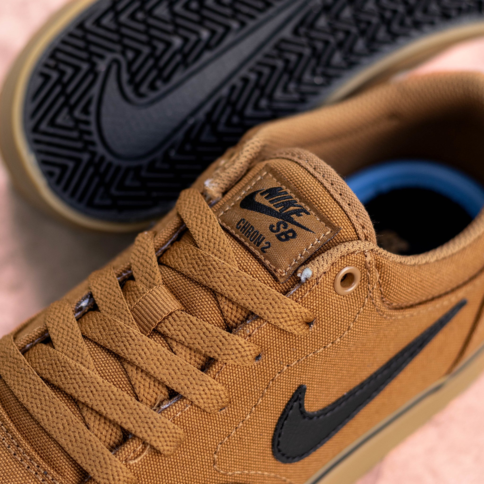 NIKE SB CHRON 2 ALE BROWN