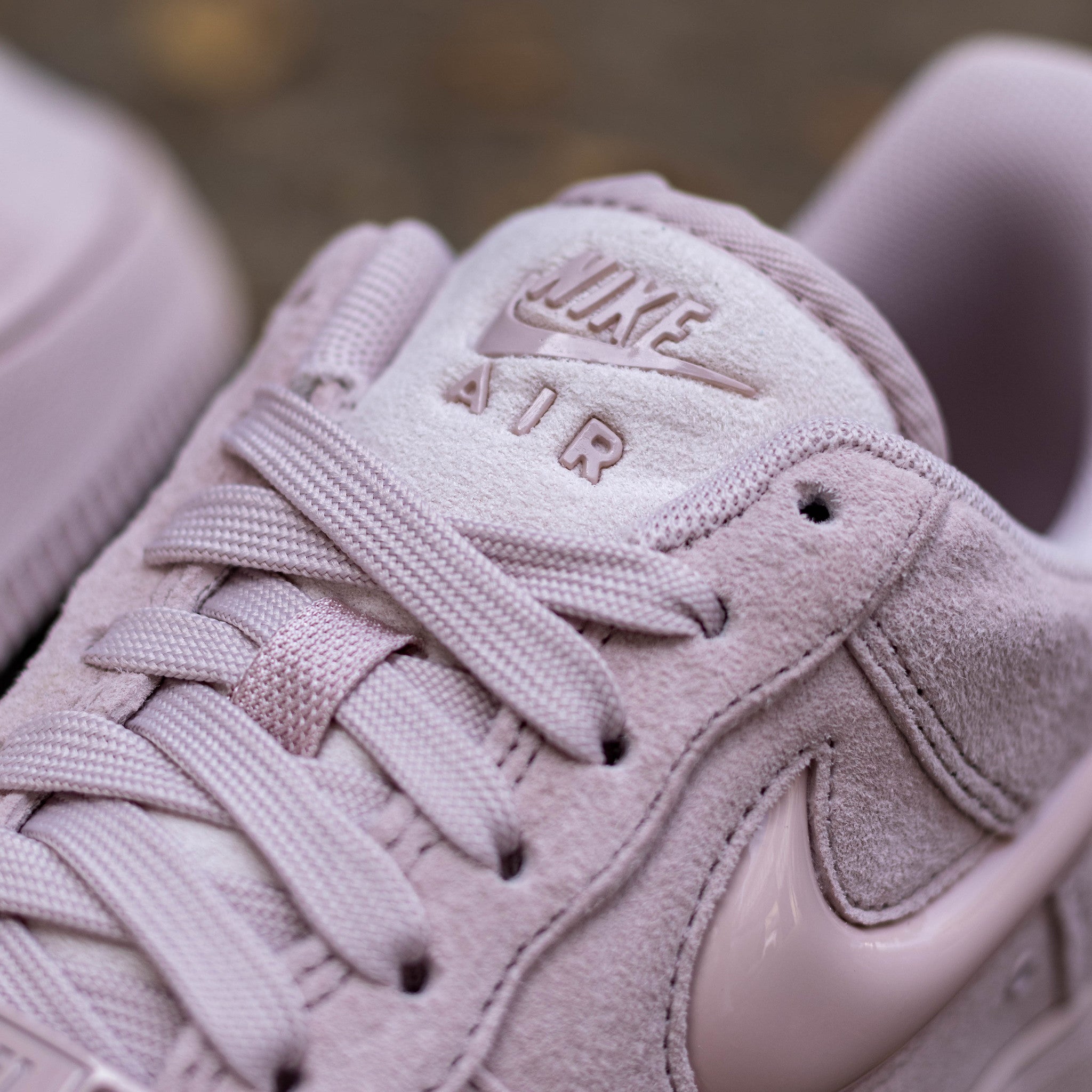 NIKE AIR FORCE ONE LOW SILT PARTICLE PINK