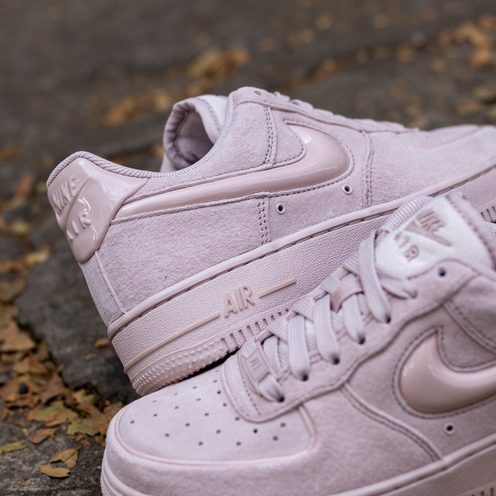 NIKE AIR FORCE ONE LOW SILT PARTICLE PINK