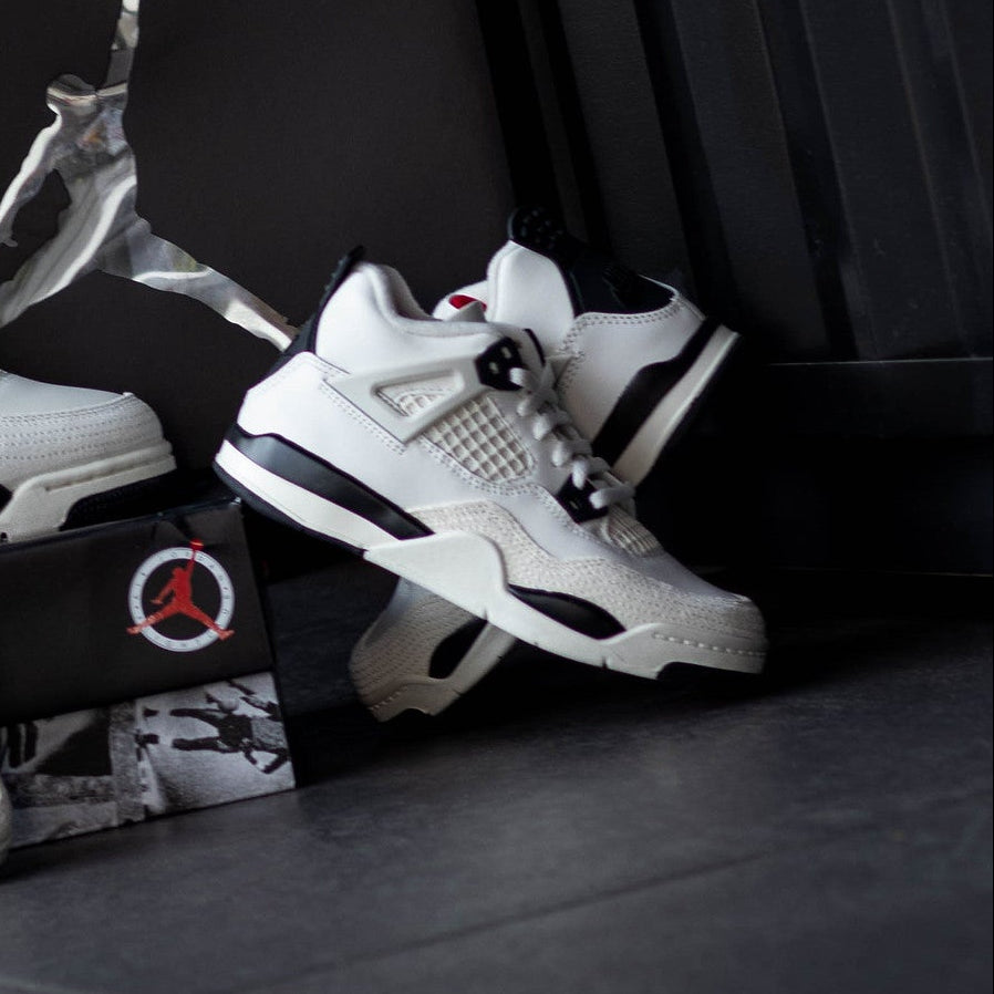 AIR JORDAN 4 FLIGHT CLUB PS