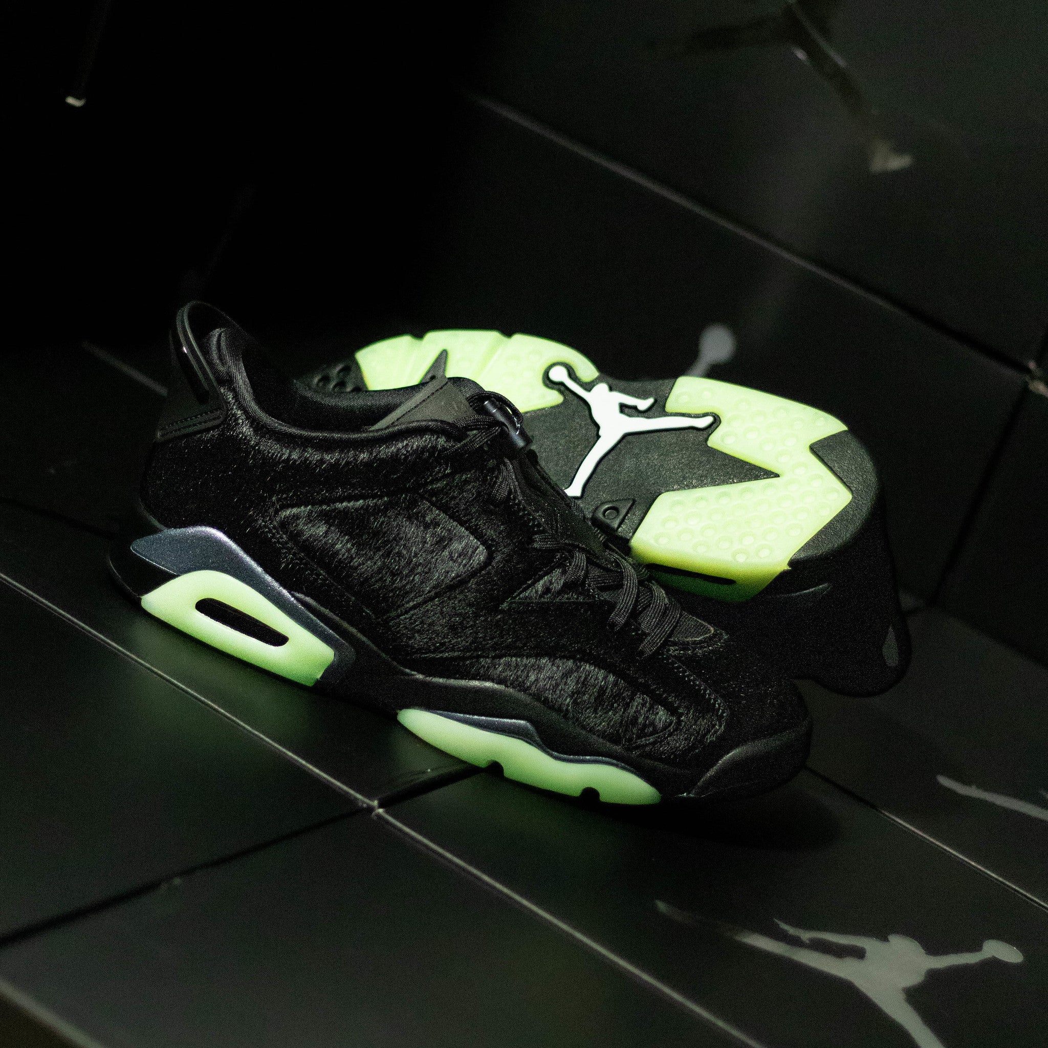 AIR JORDAN 6 LOW BLACKOUT  W
