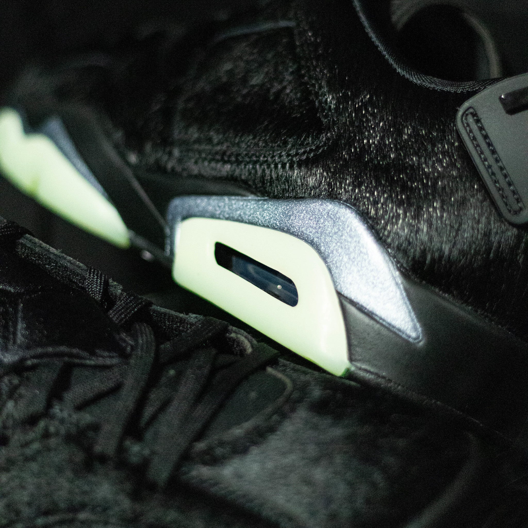 AIR JORDAN 6 LOW BLACKOUT  W