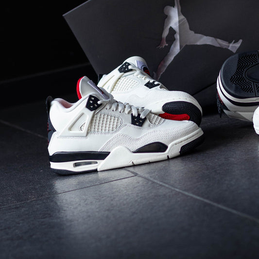 AIR JORDAN 4 FLIGHT CLUB GS