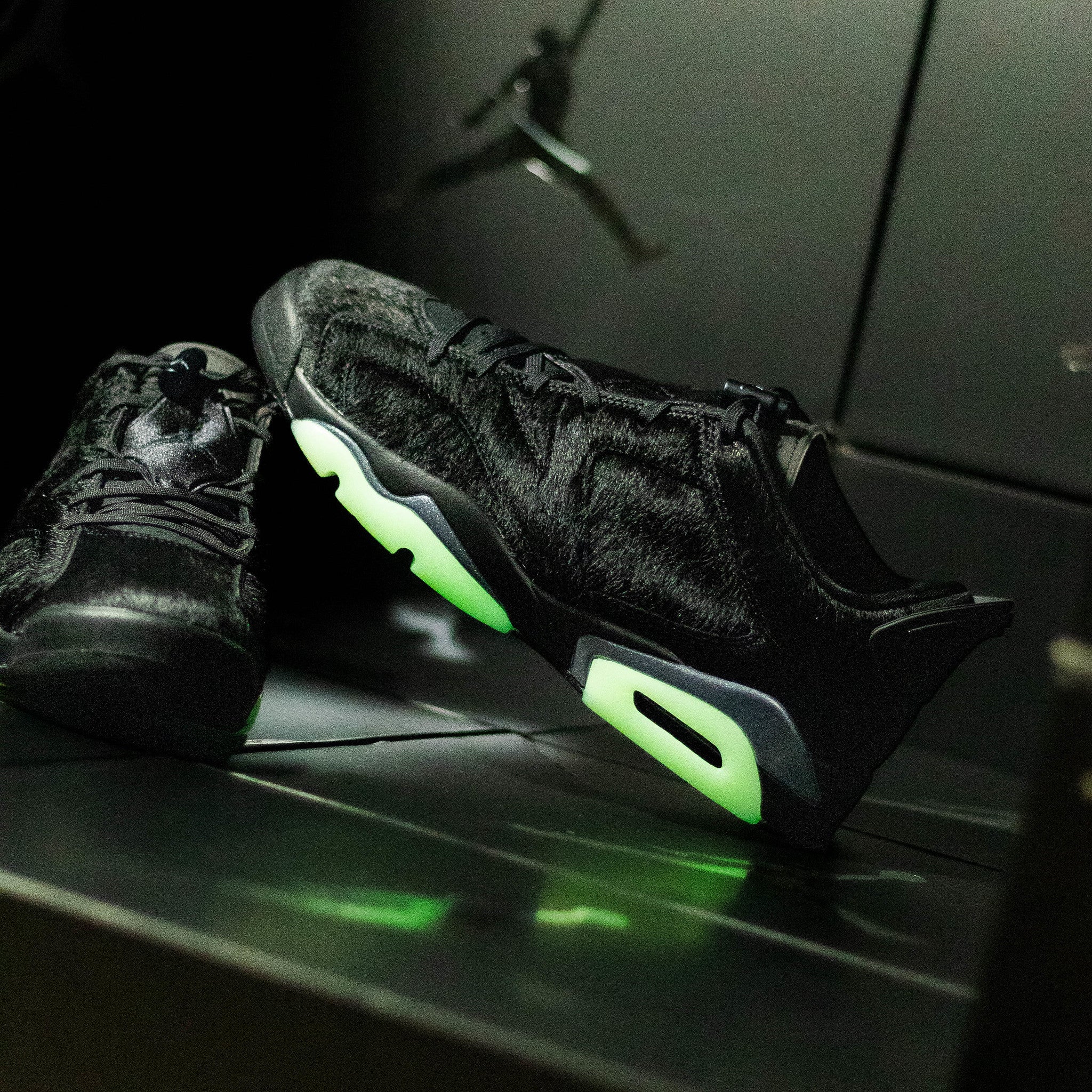 AIR JORDAN 6 LOW BLACKOUT  W