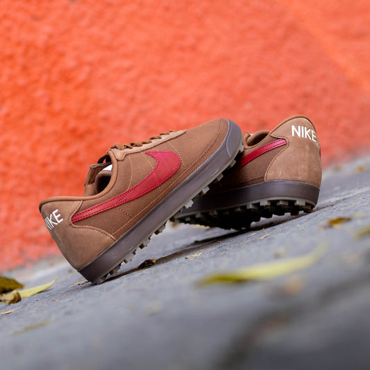 NIKE ASTROGRABBER PECAN RED