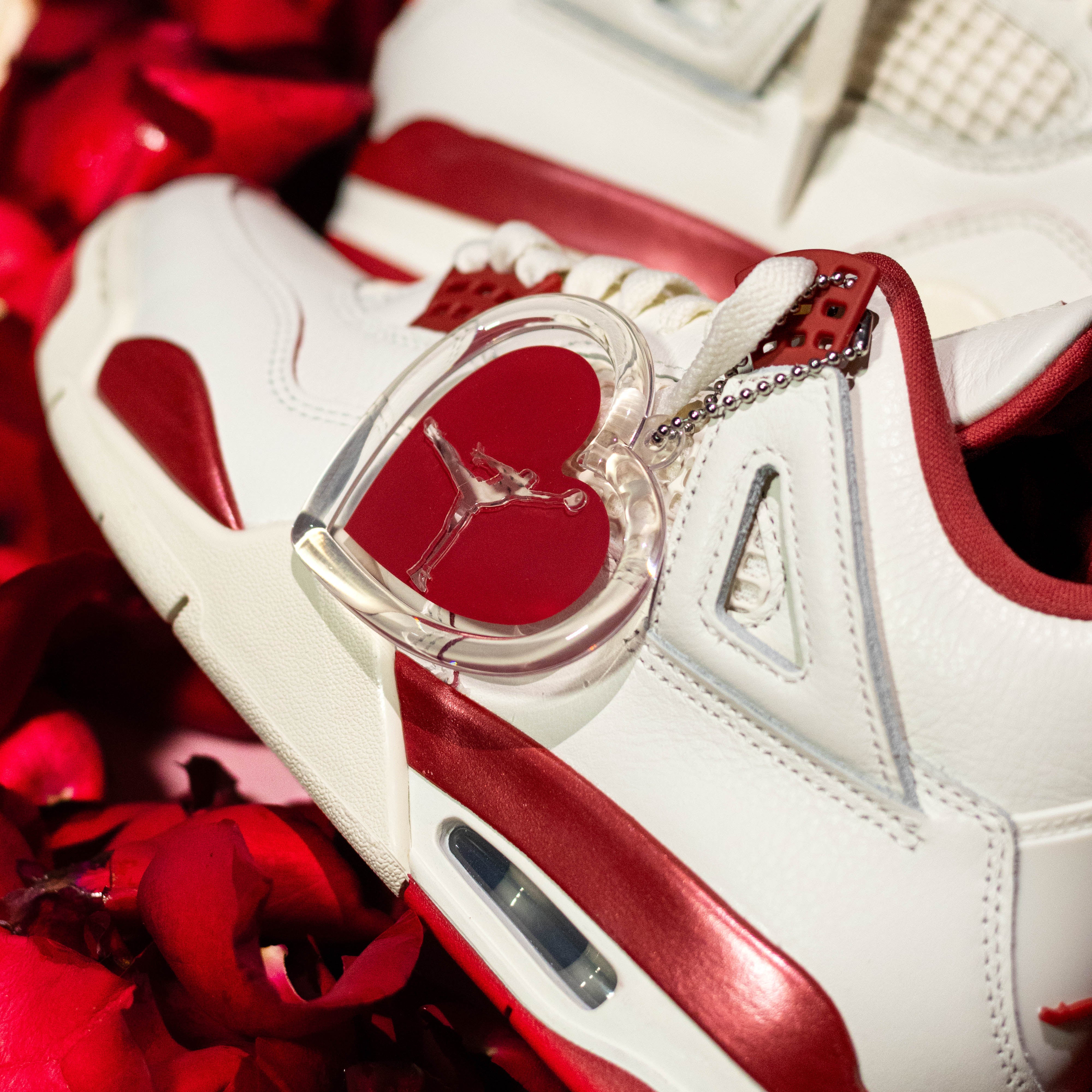AIR JORDAN 4 VALENTINES DAY W