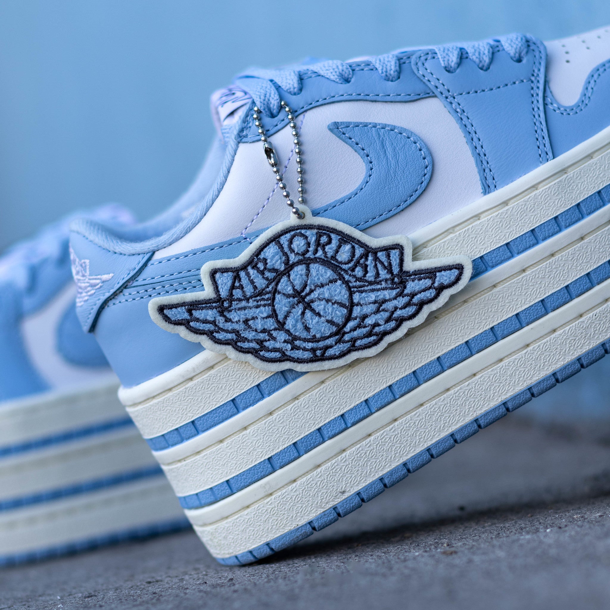 AIR JORDAN 1 LOW TRIPLE STACK UNC W