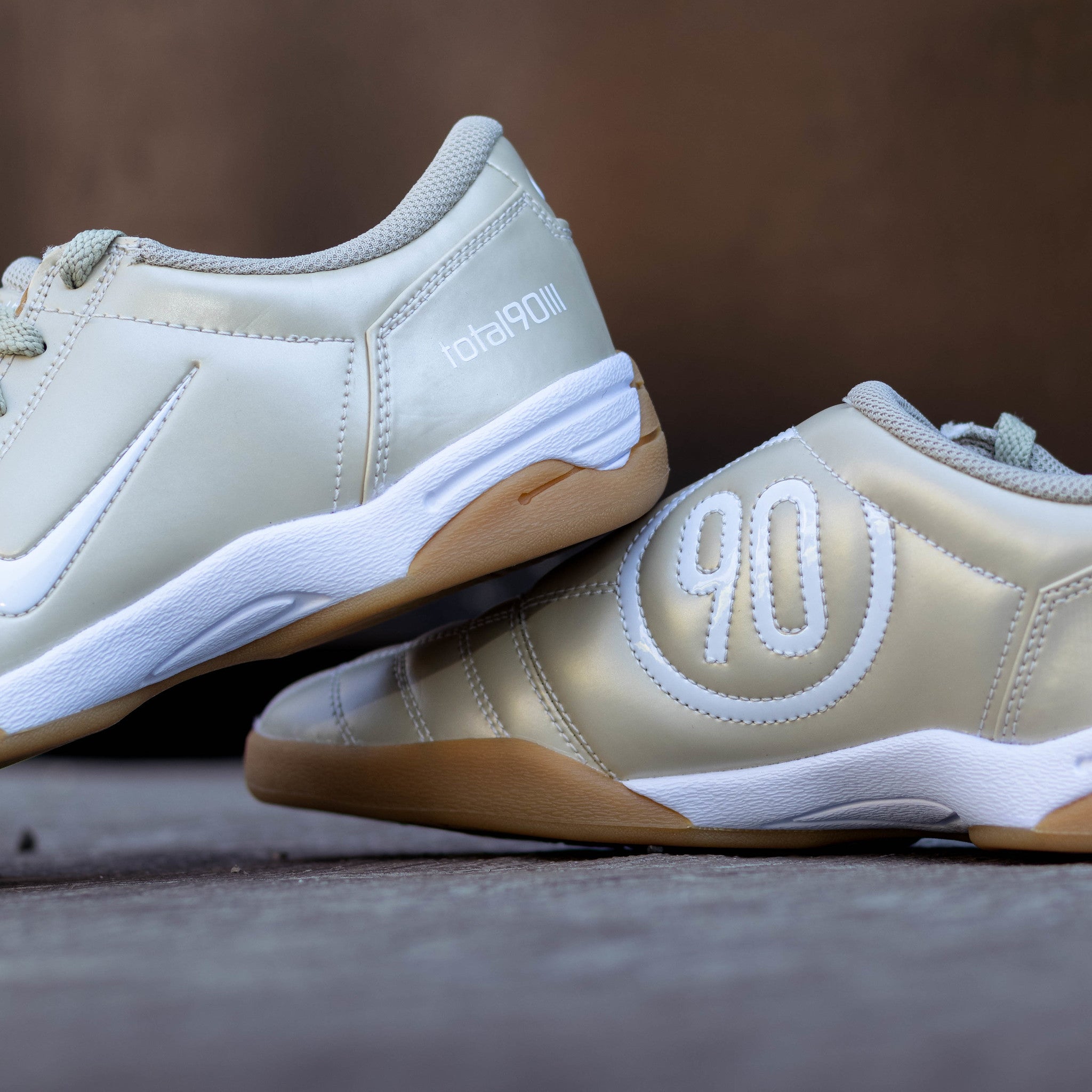 NIKE  TOTAL 90 DESERT KHAKI