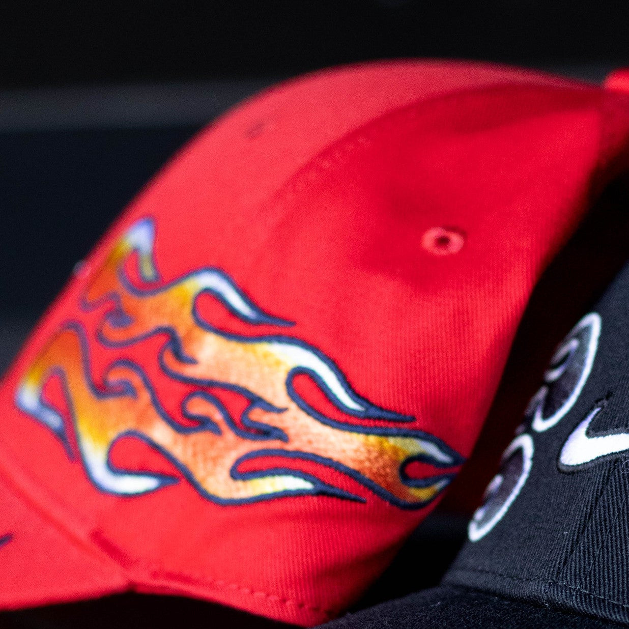 JORDAN CAP STRUCURED FLAMES RED YELLOW