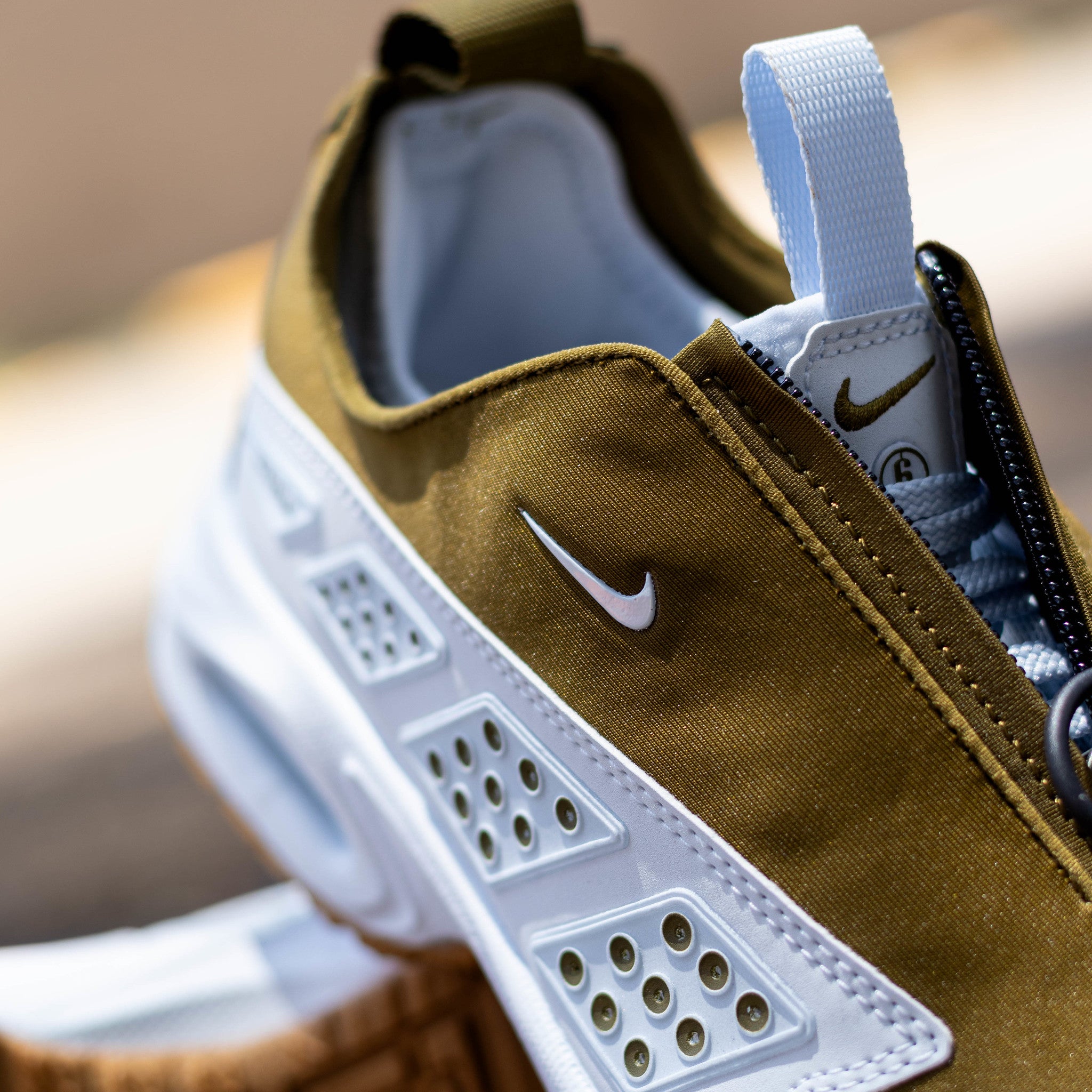 AIR MAX SNDR OLIVE FLAK W