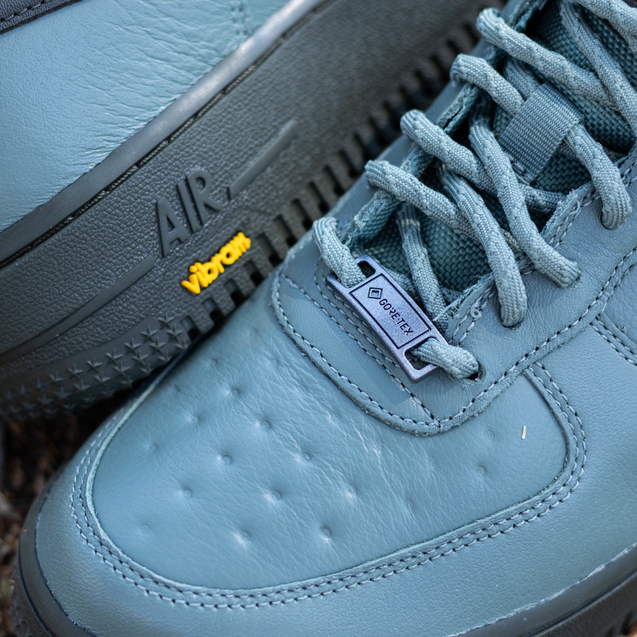 NIKE AIR FORCE ONE LOW GTX VIBRAM CLAY GREEN