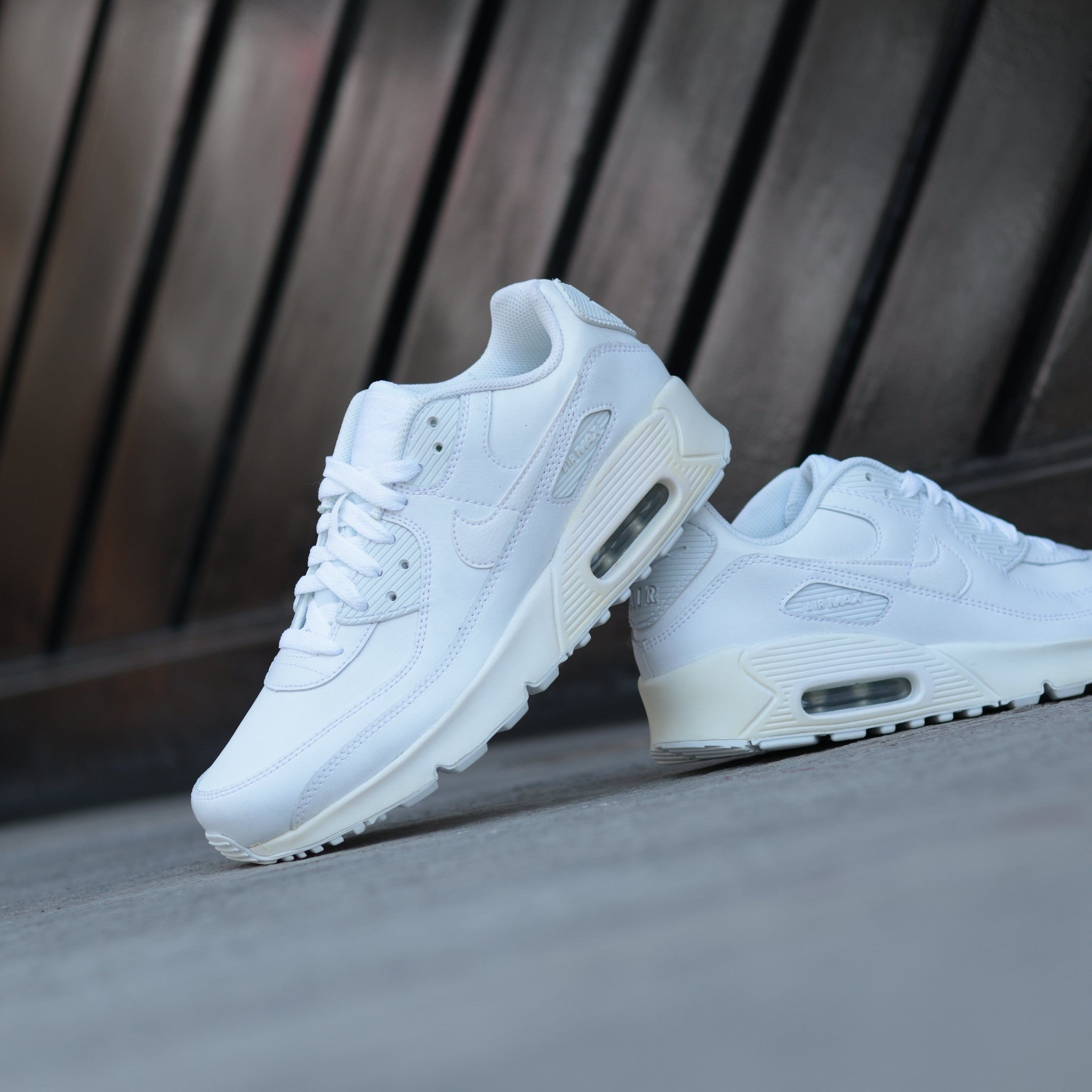 NIKE AIR MAX 90 GS TRIPLE WHITE