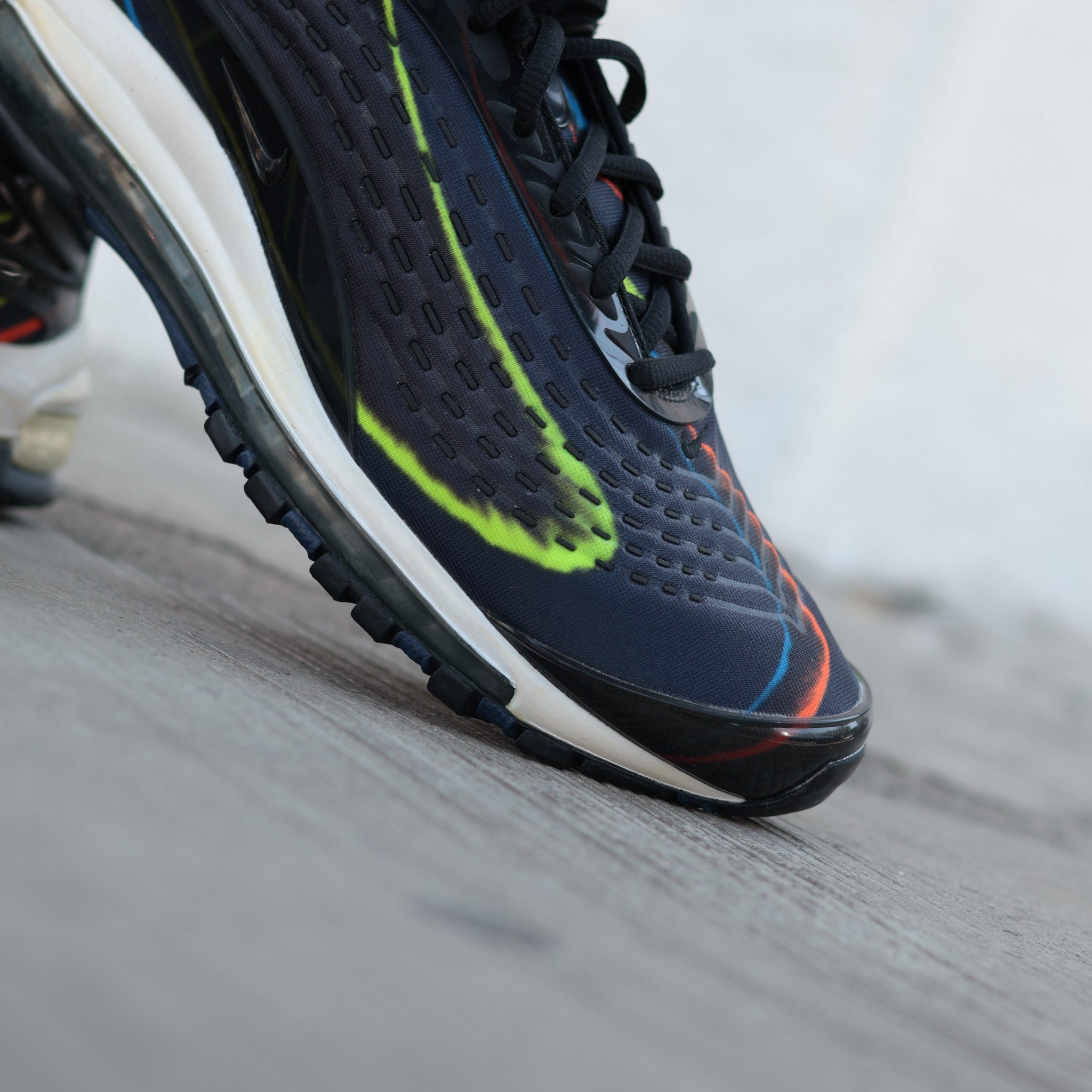 NIKE AIR MAX DELUX NAVY BLACK