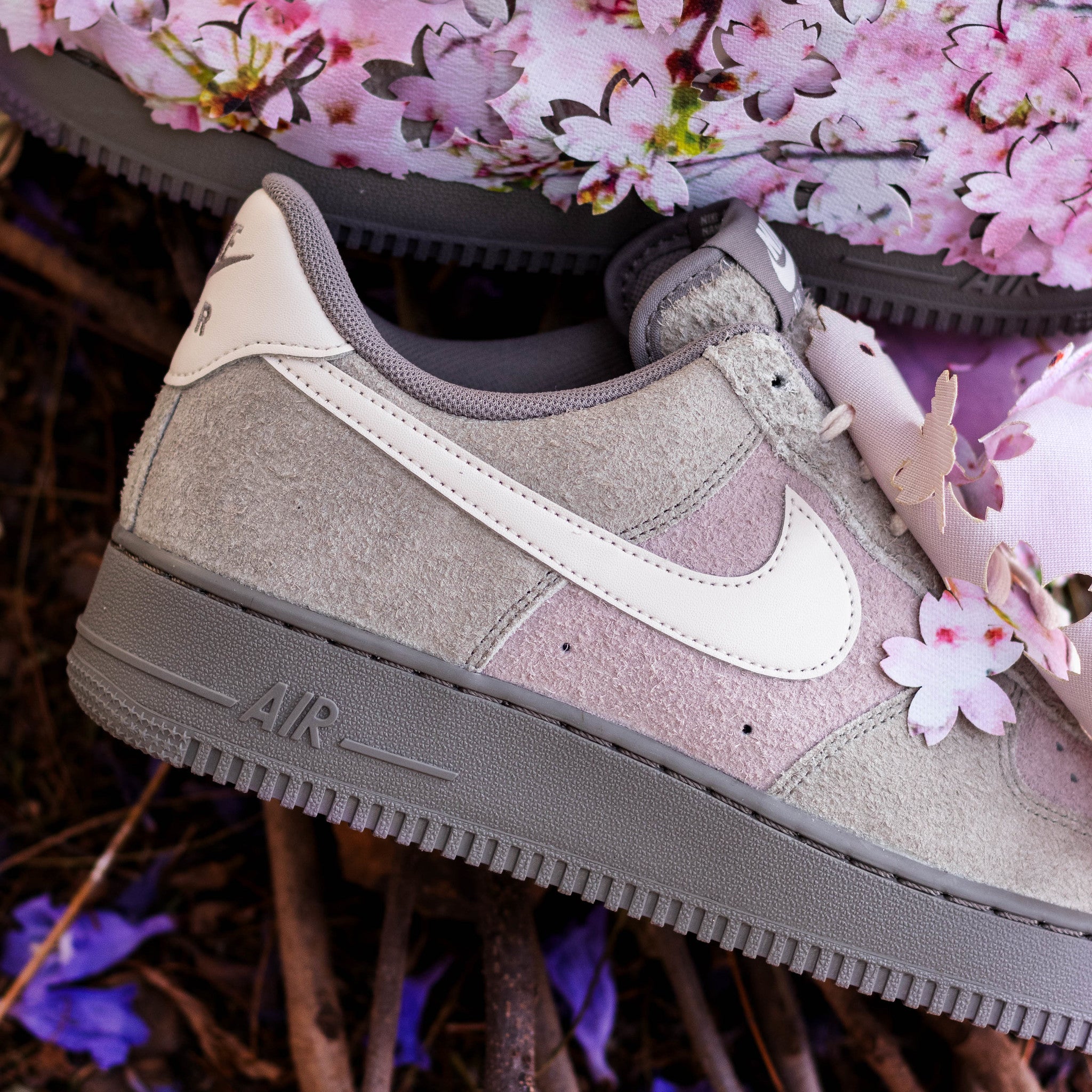NIKE AIR FORCE ONE CHERRY BLOSSOMS