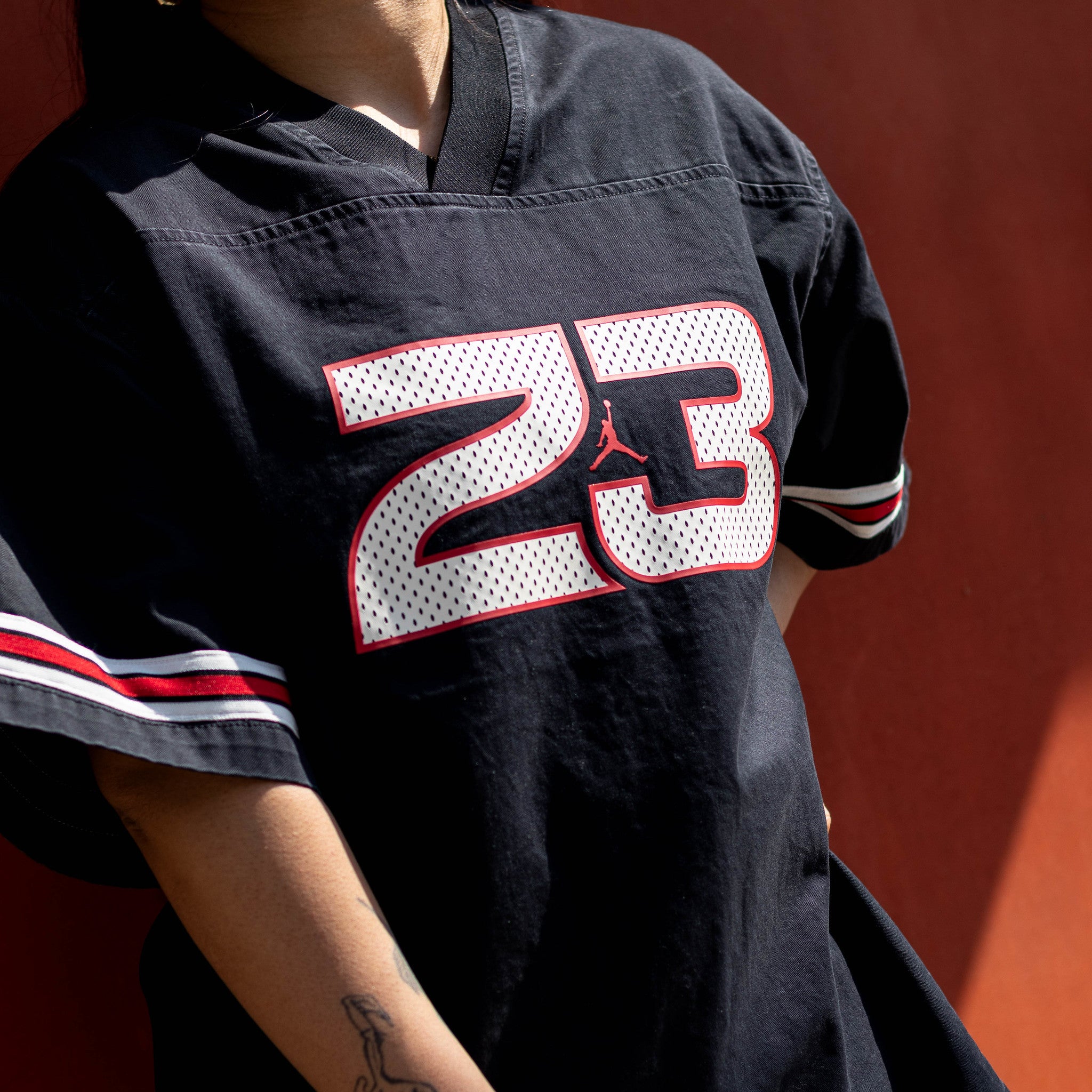 JORDAN JERSERY 23 BLACK RED W