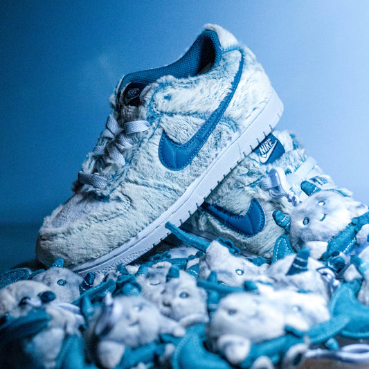 NIKE DUNK LOW ABOMINABLE SNOWMAN PS