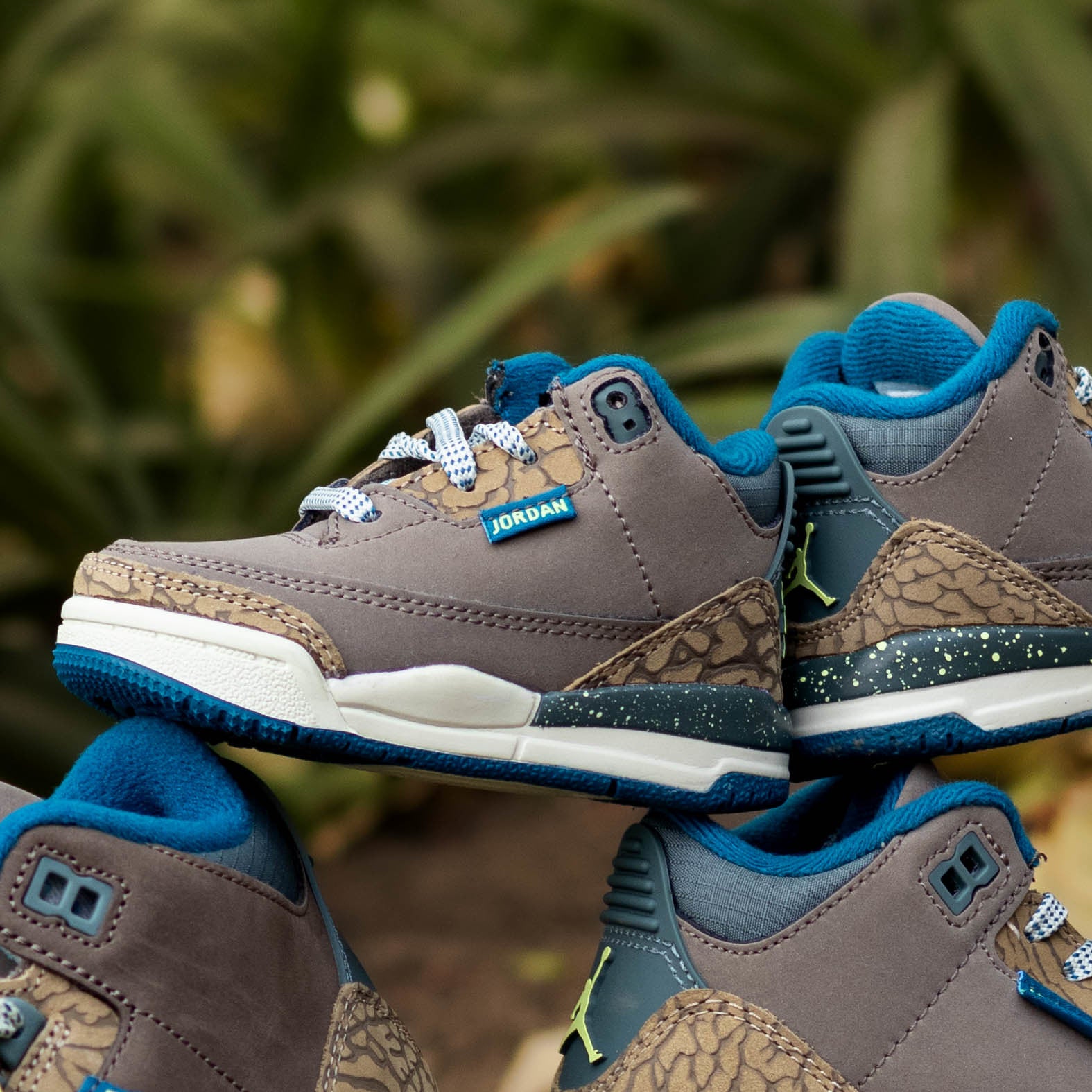 AIR JORDAN 3 OLIVE GREY TD