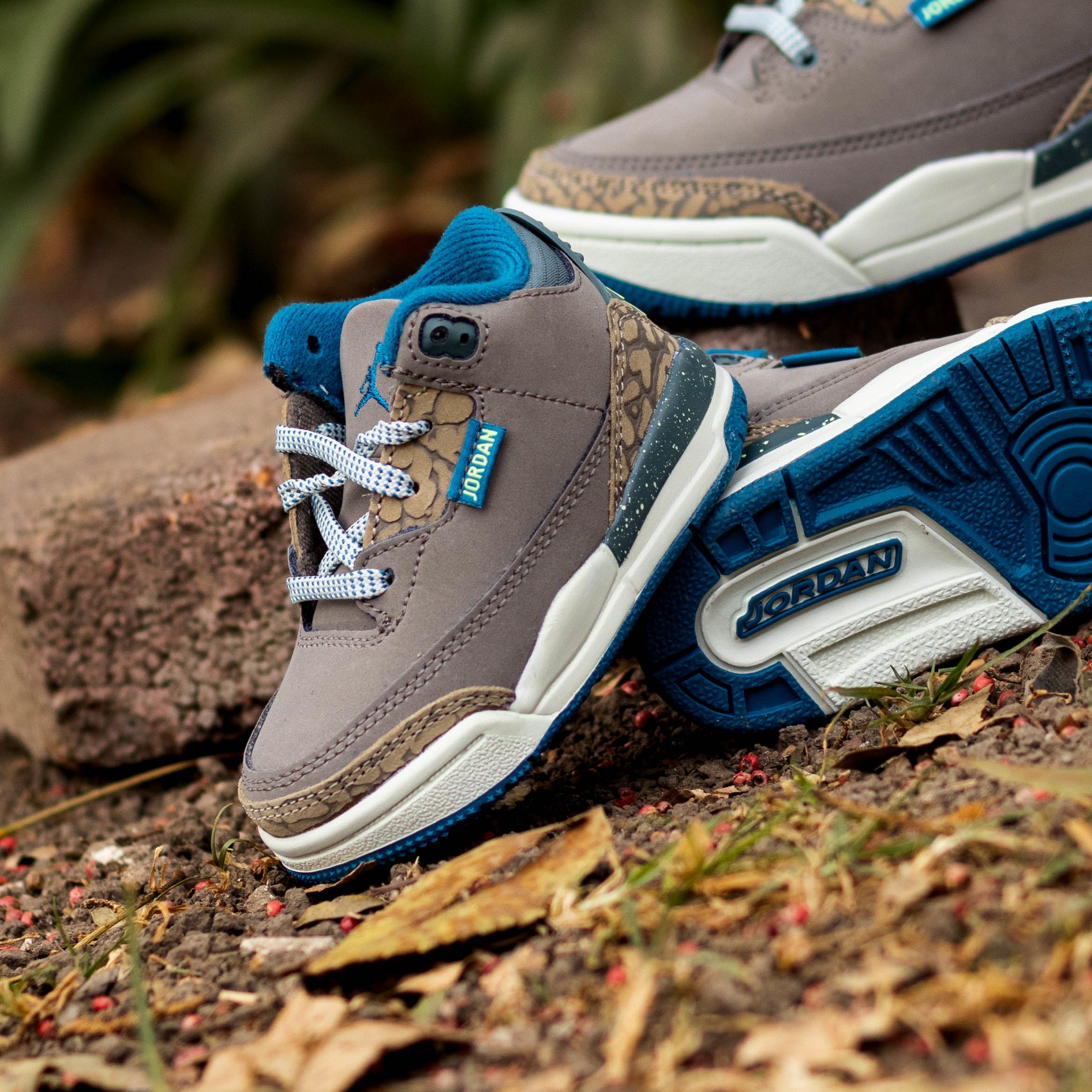 AIR JORDAN 3 OLIVE GREY TD