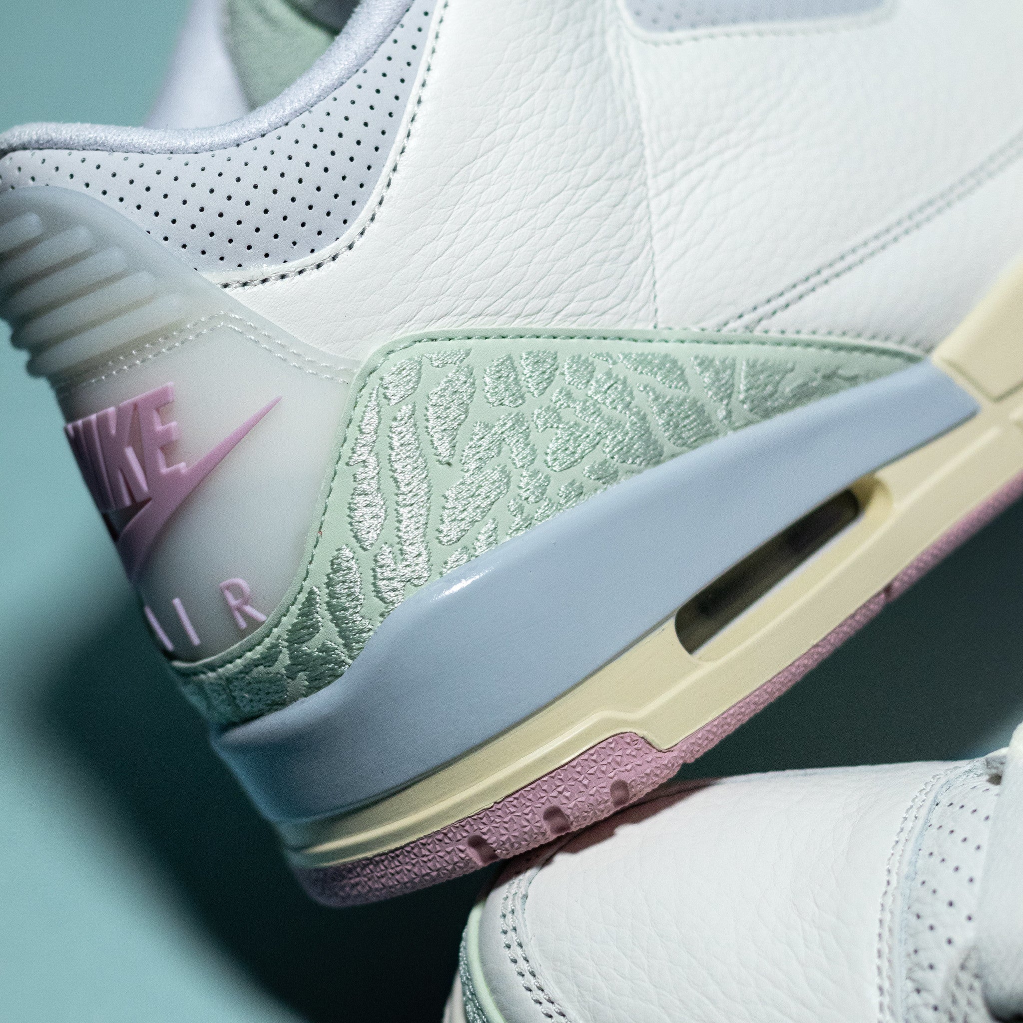 AIR JORDAN 3 EASTER