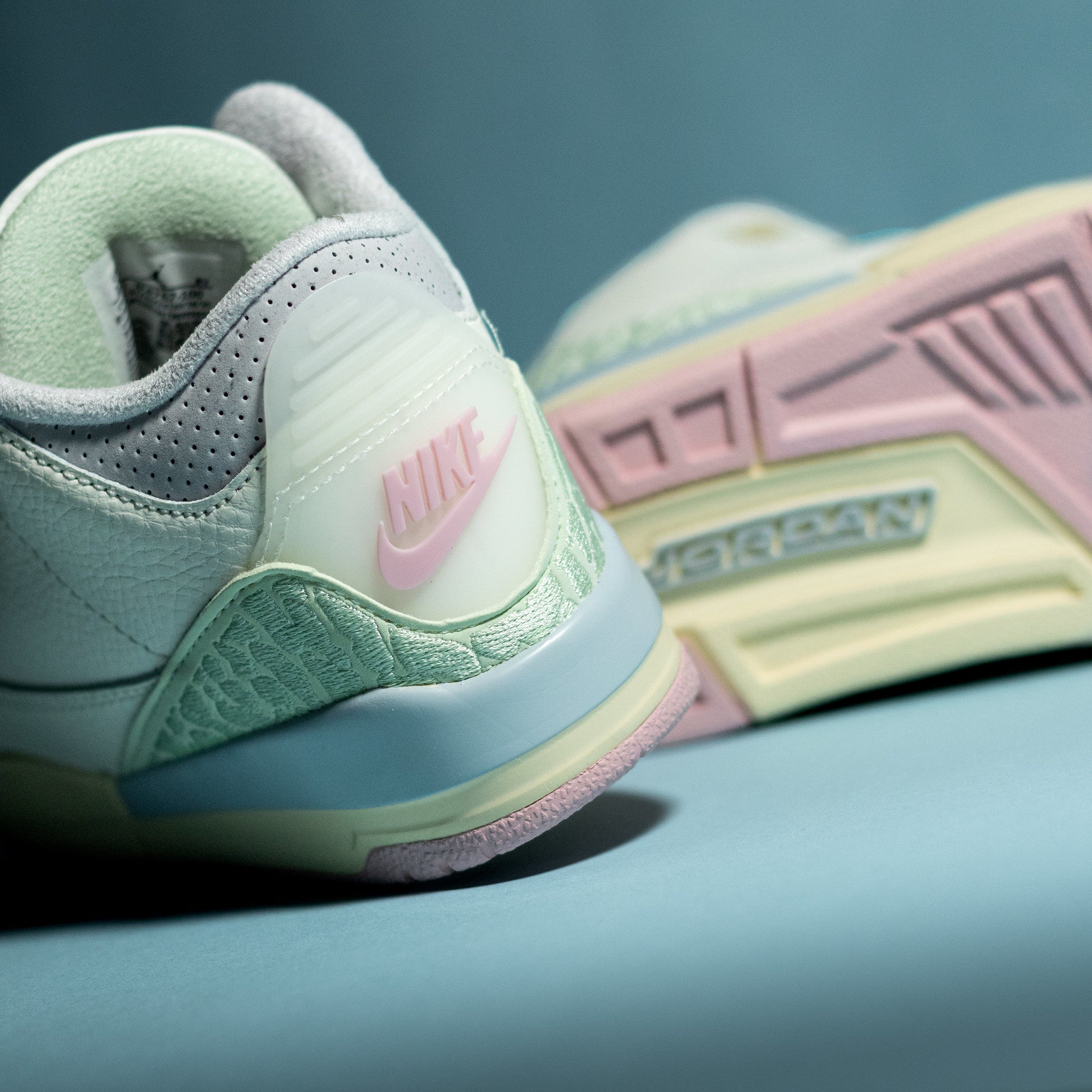 AIR JORDAN 3 EASTER PS