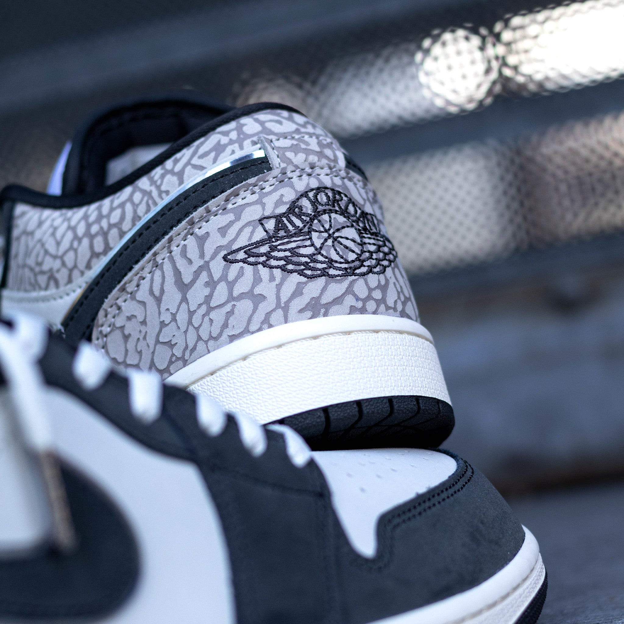 AIR JORDAN 1 LOW DEEP PEWTER