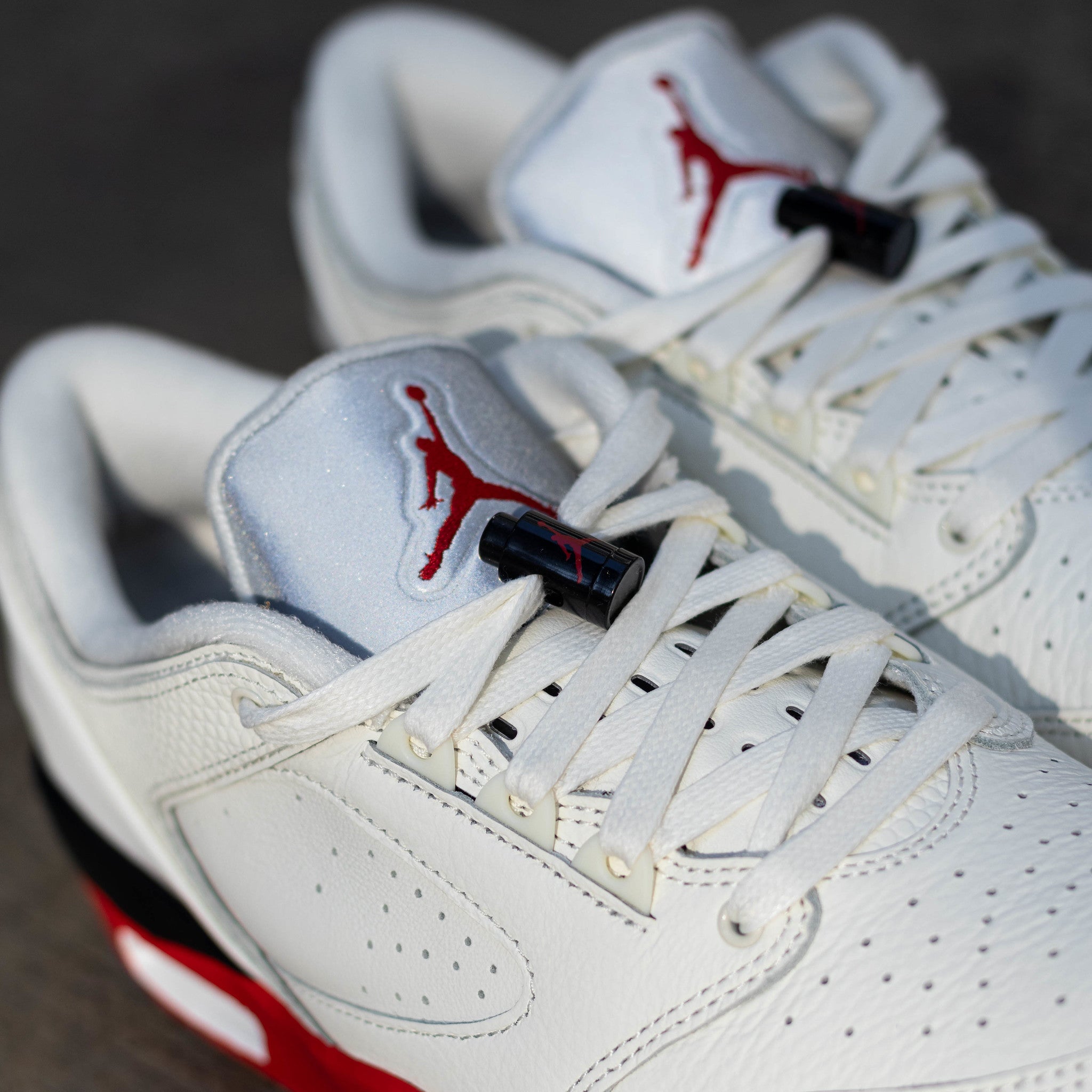 JORDAN SIXTY PLUS LOW FIRE RED