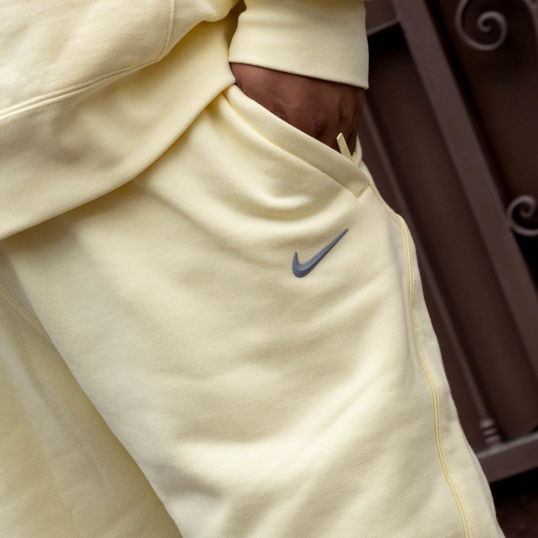 NIKE NOCTA PANTS FLECCE ALABASTER