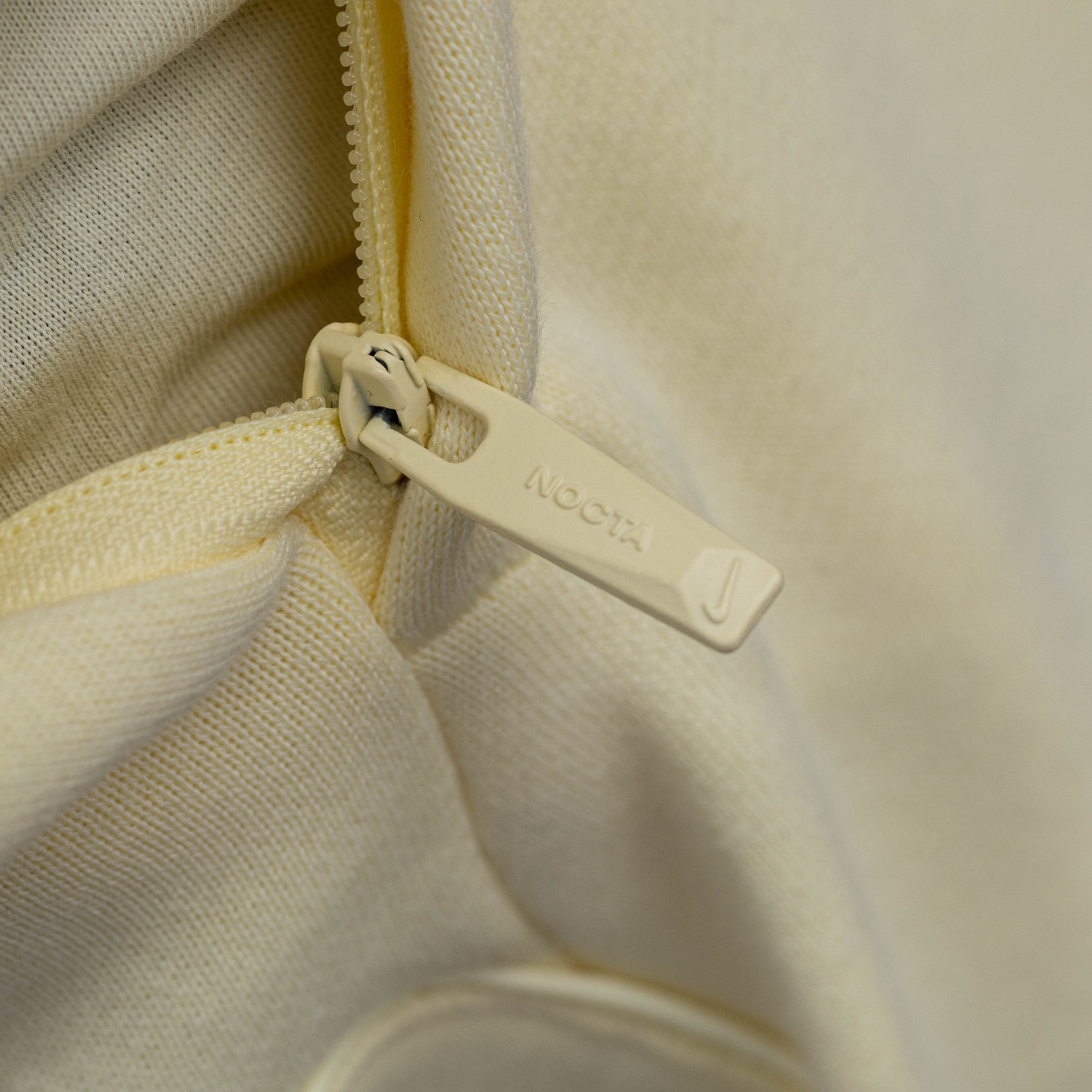 NIKE NOCTA PANTS FLECCE ALABASTER