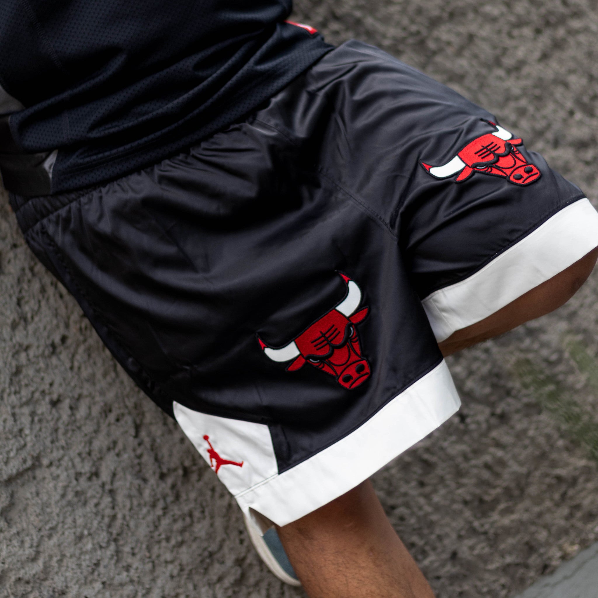 JORDAN MUAY THAI SHORTS CHICAGO BULLS BLACK