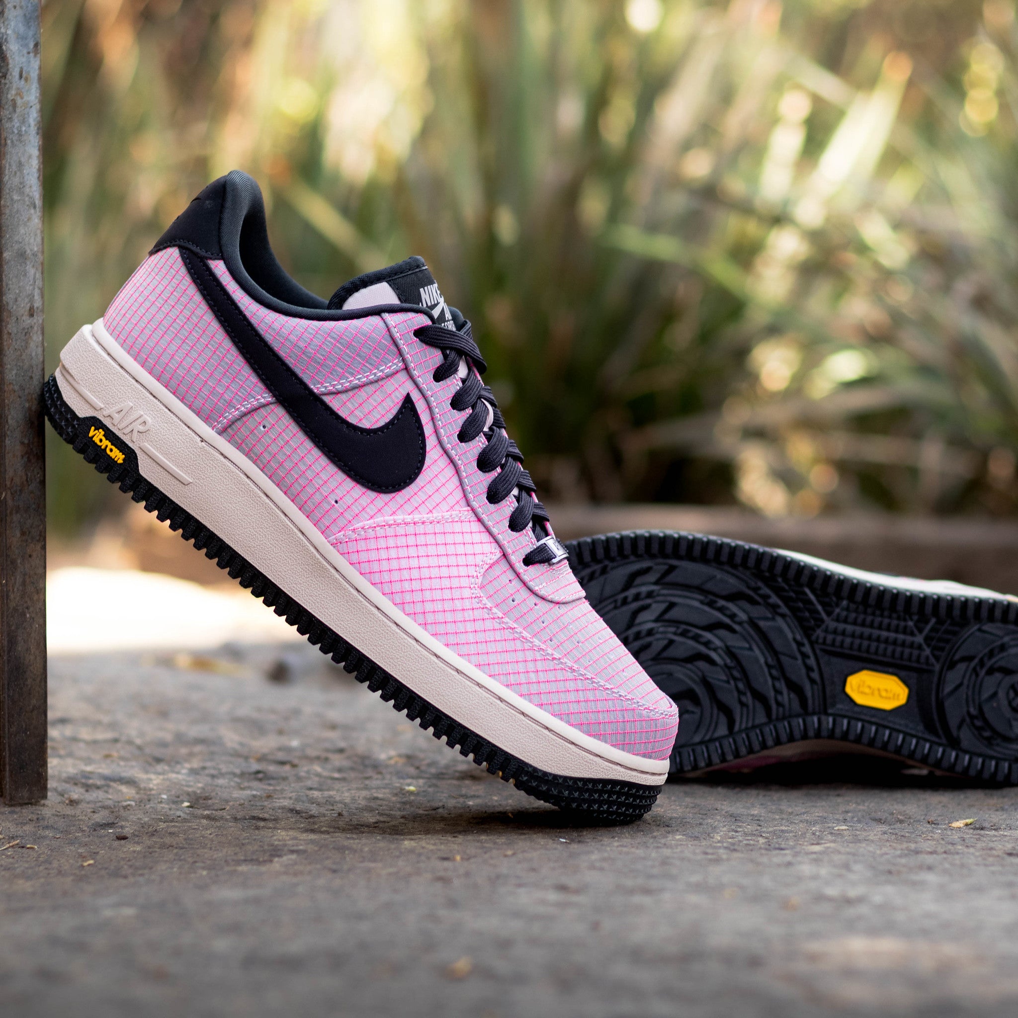 NIKE AIR FORCE ONE VIBRAM PINK LIGHT