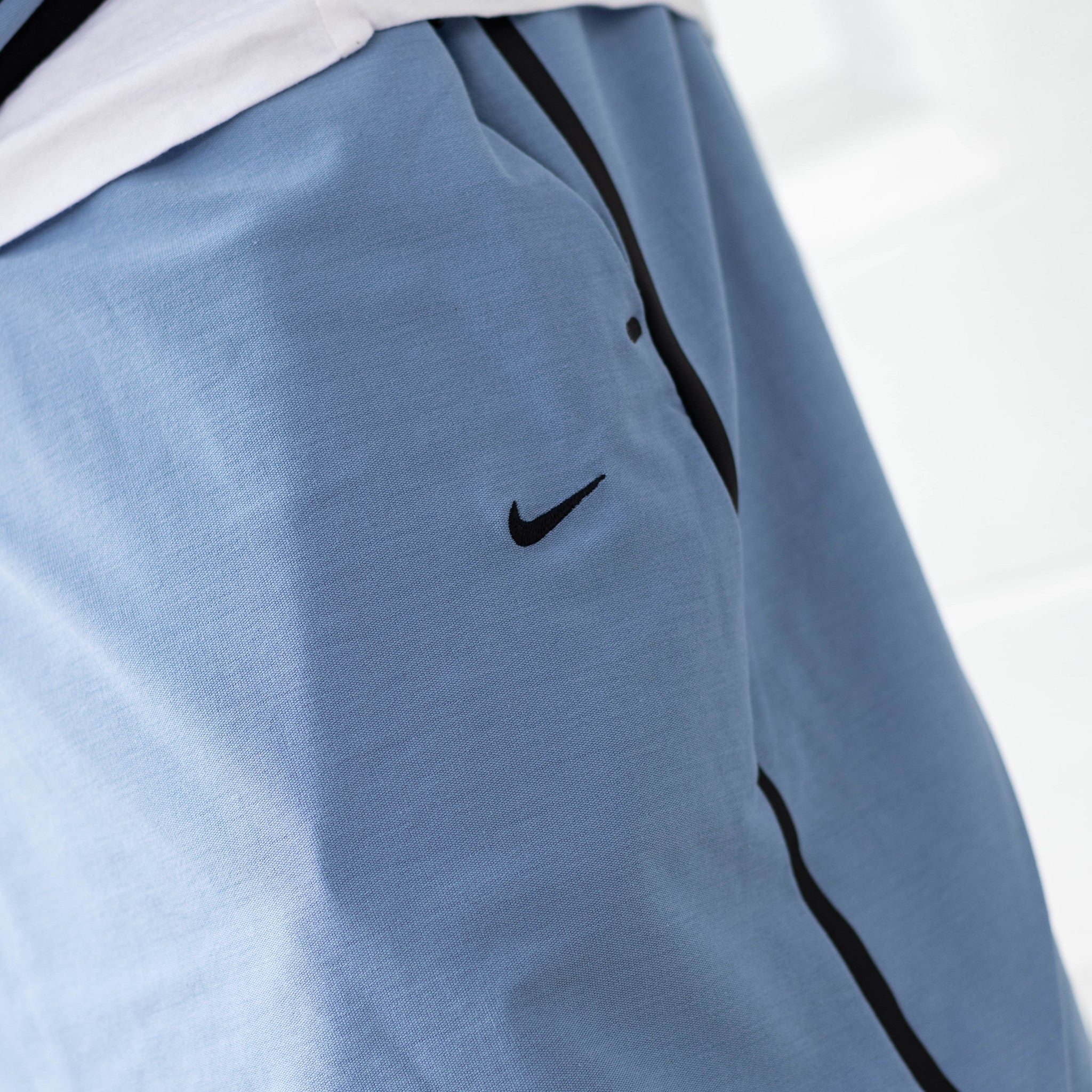 NIKE TECH SHORT KNIT BLUE