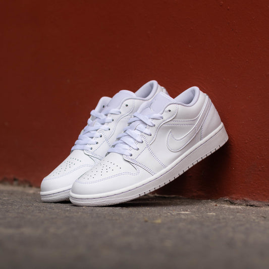 AIR JORDAN 1 LOW TRIPLE WHITE