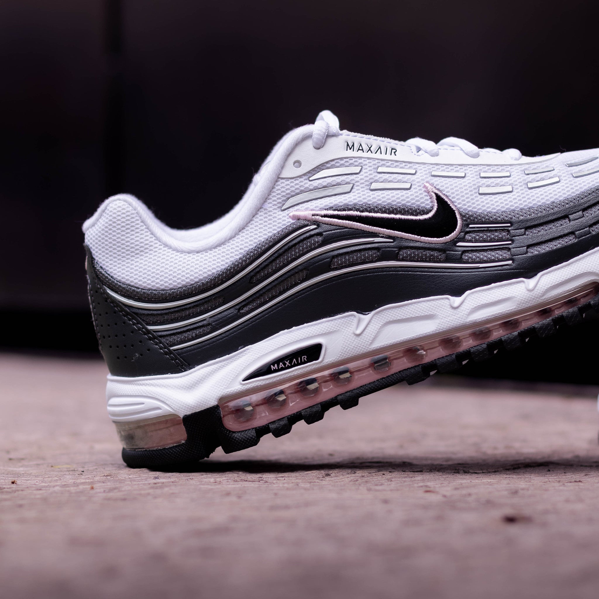 NIKE AIR MAX TL BLACK WHITE PINK FOAM